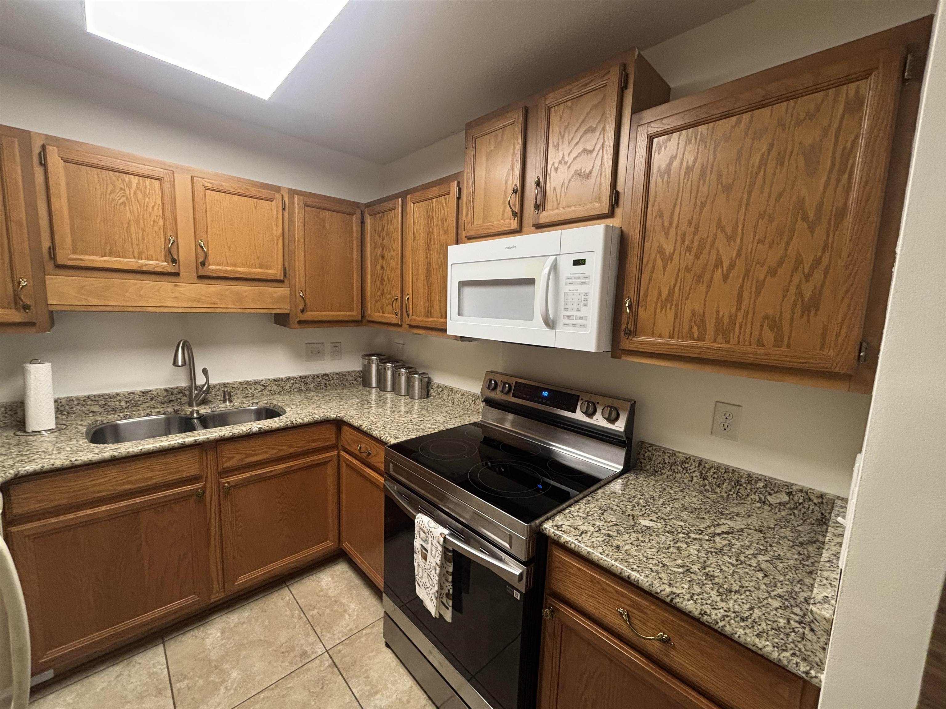 5001 Little River Rd. Property Photo 7