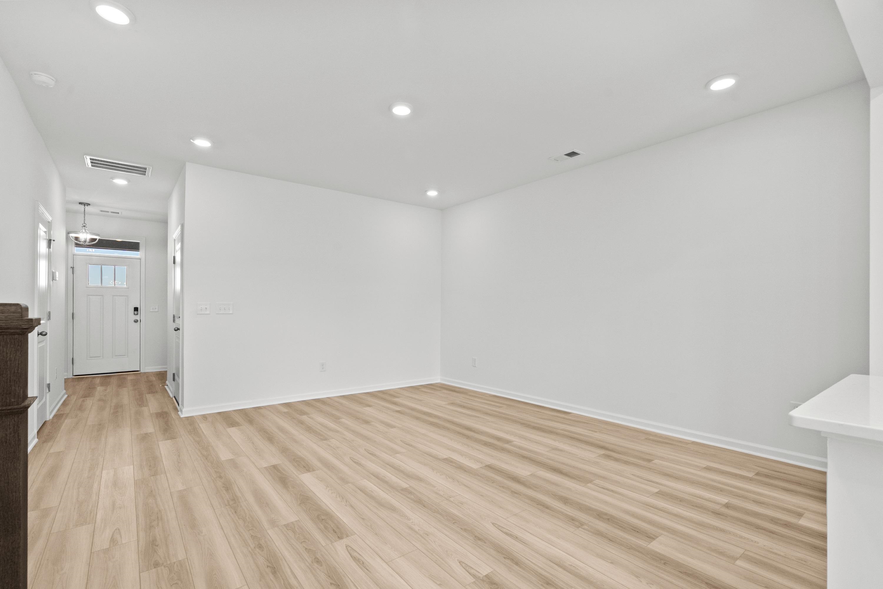 702 Bolder Way Property Photo 8