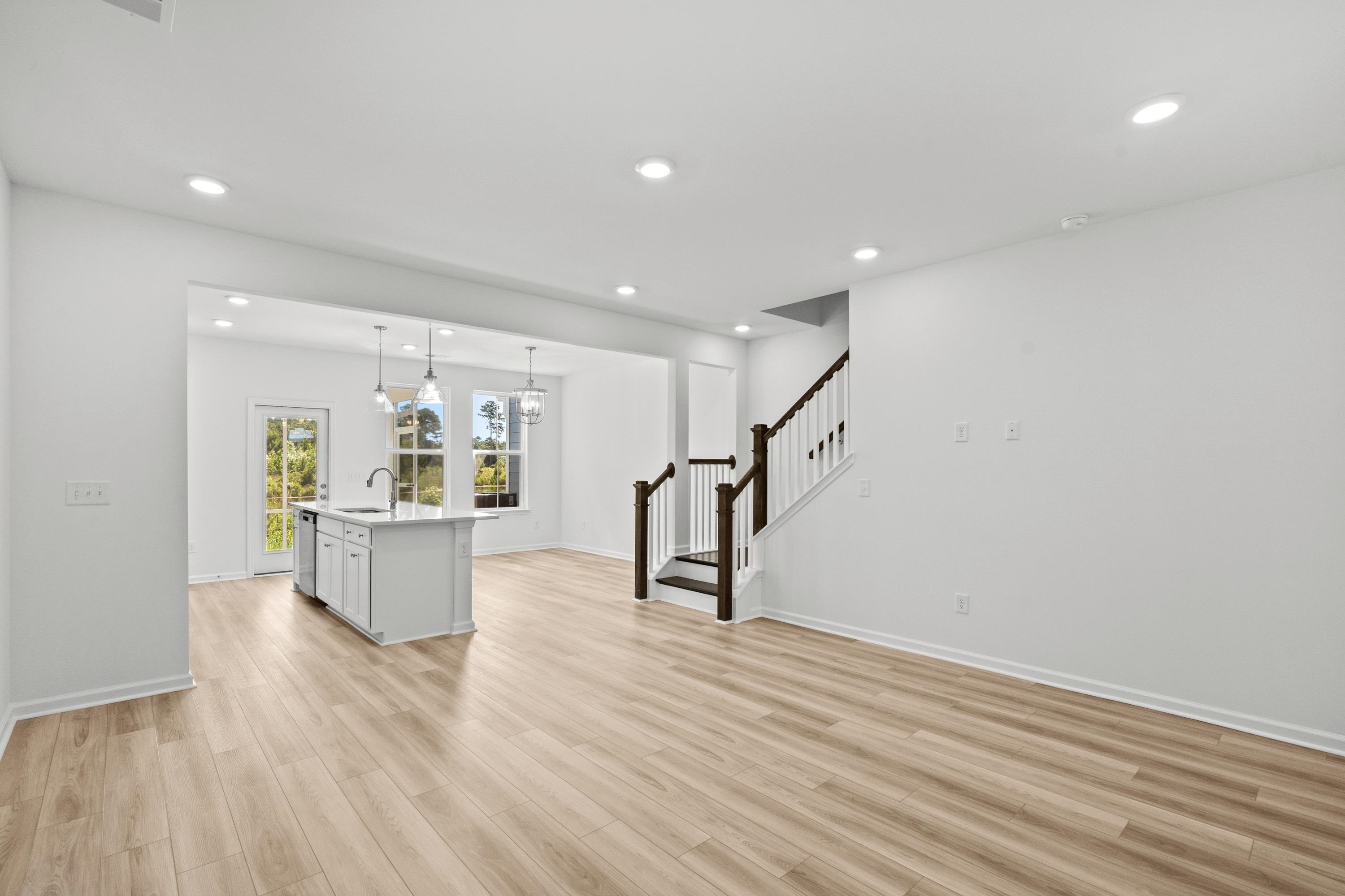 702 Bolder Way Property Photo 10