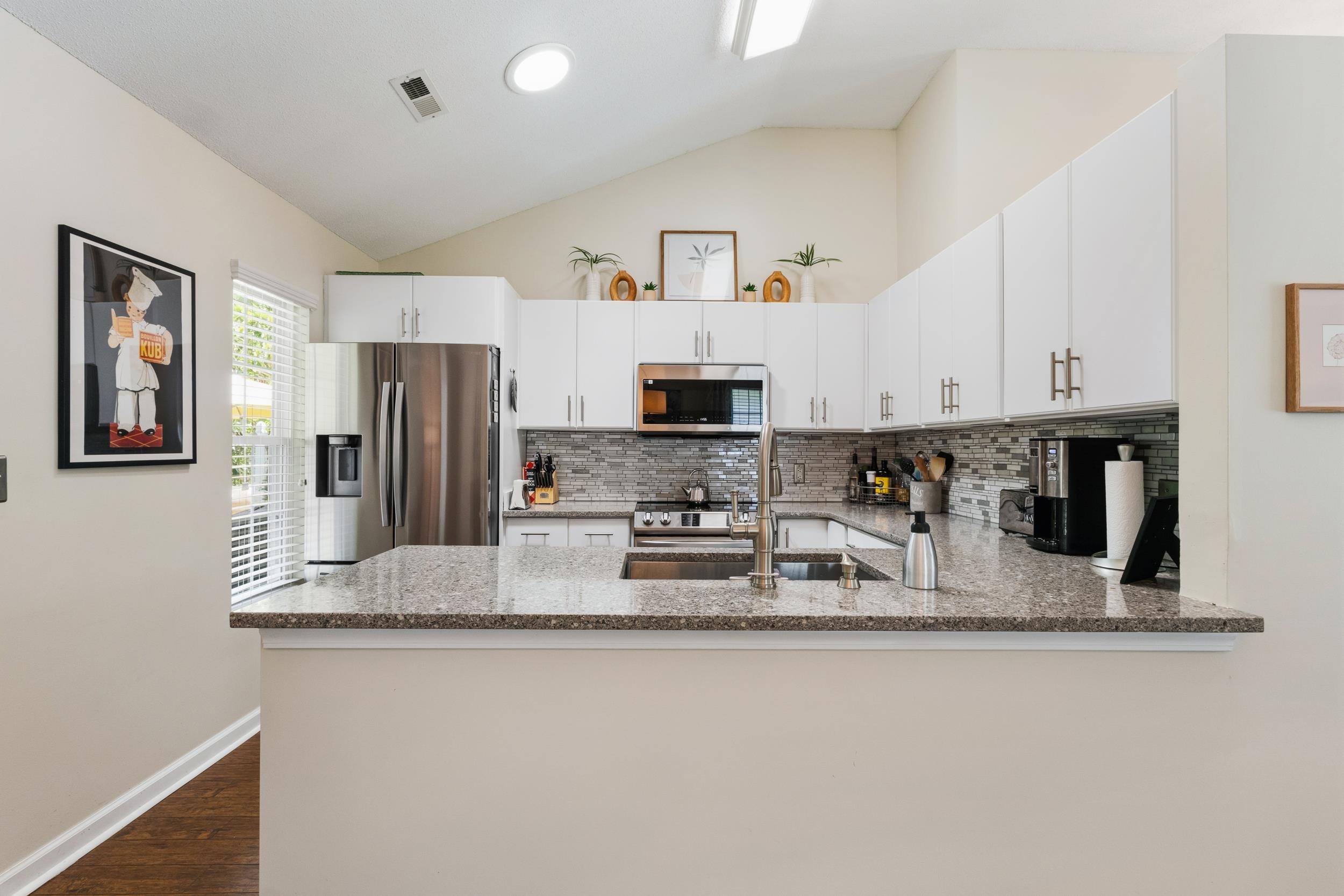 9805 Simonton Ct. Property Photo 18