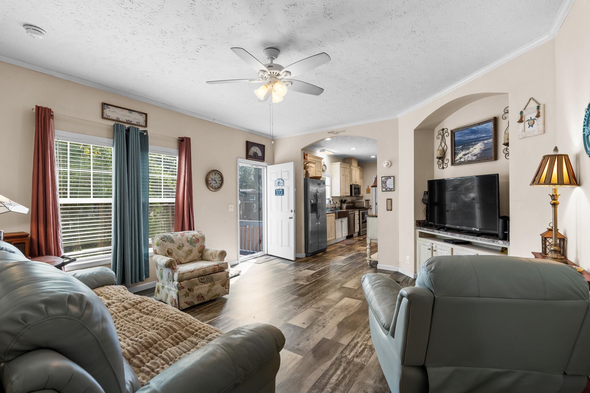 144 Crooked Island Circle Property Photo 4