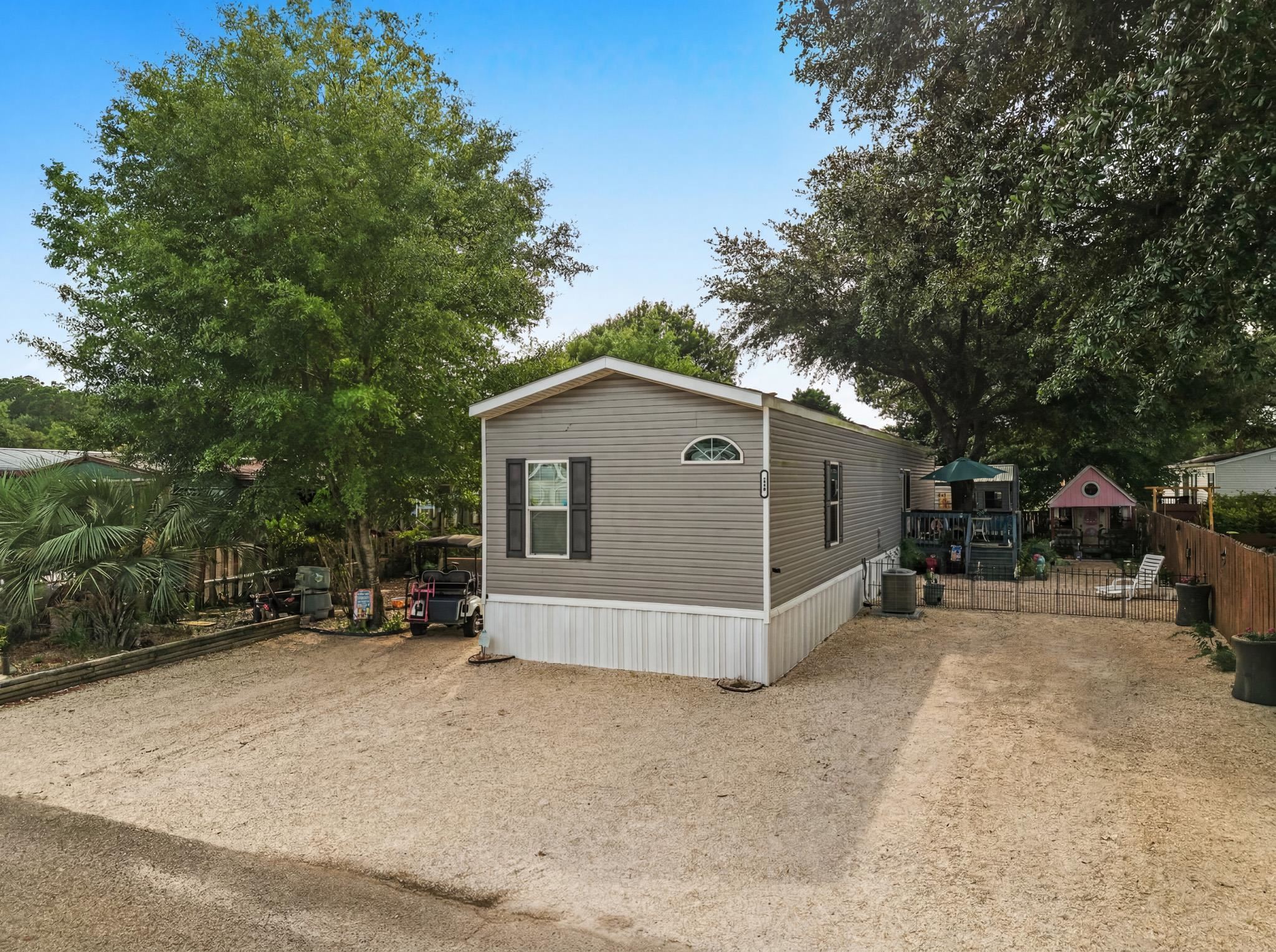 144 Crooked Island Circle Property Photo 34