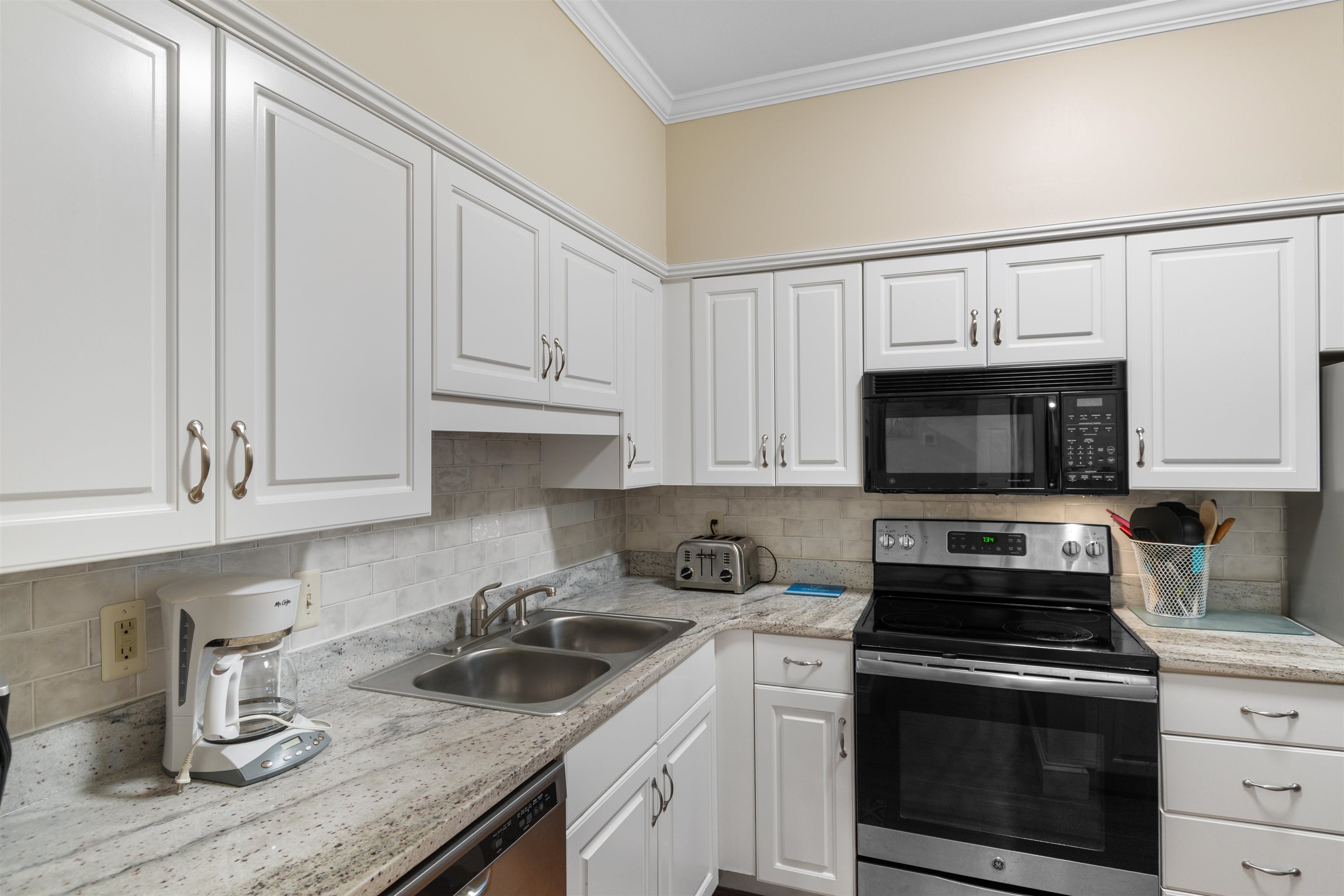 145 Golden Bear Dr. Property Photo 10