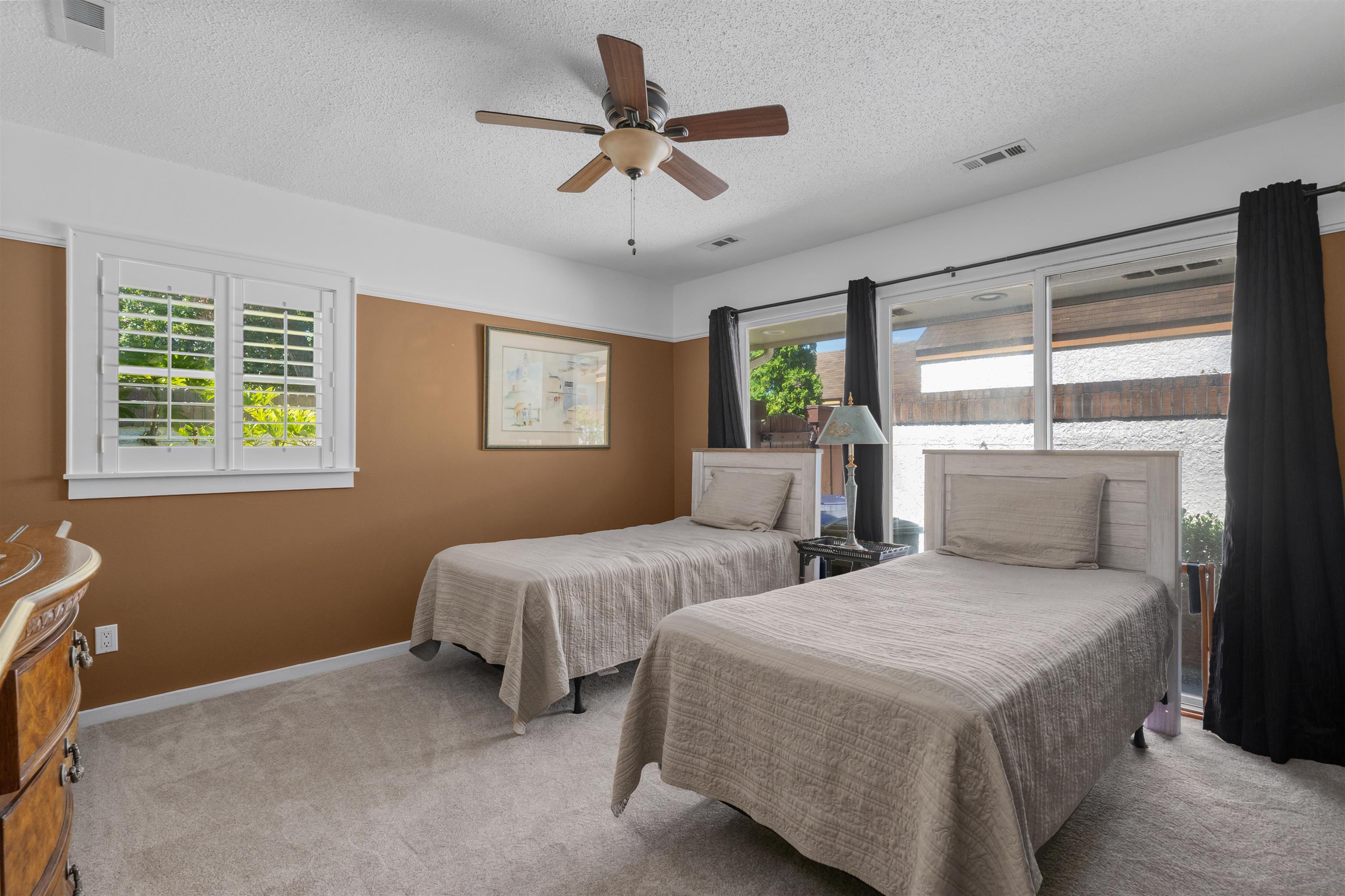 7 Valencia Circle Property Photo 20