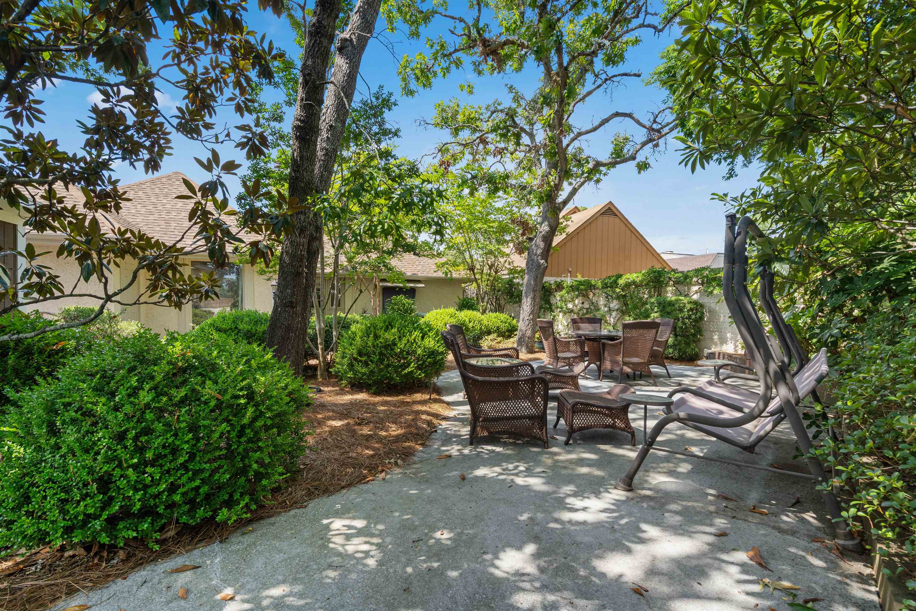 7 Valencia Circle Property Photo 34