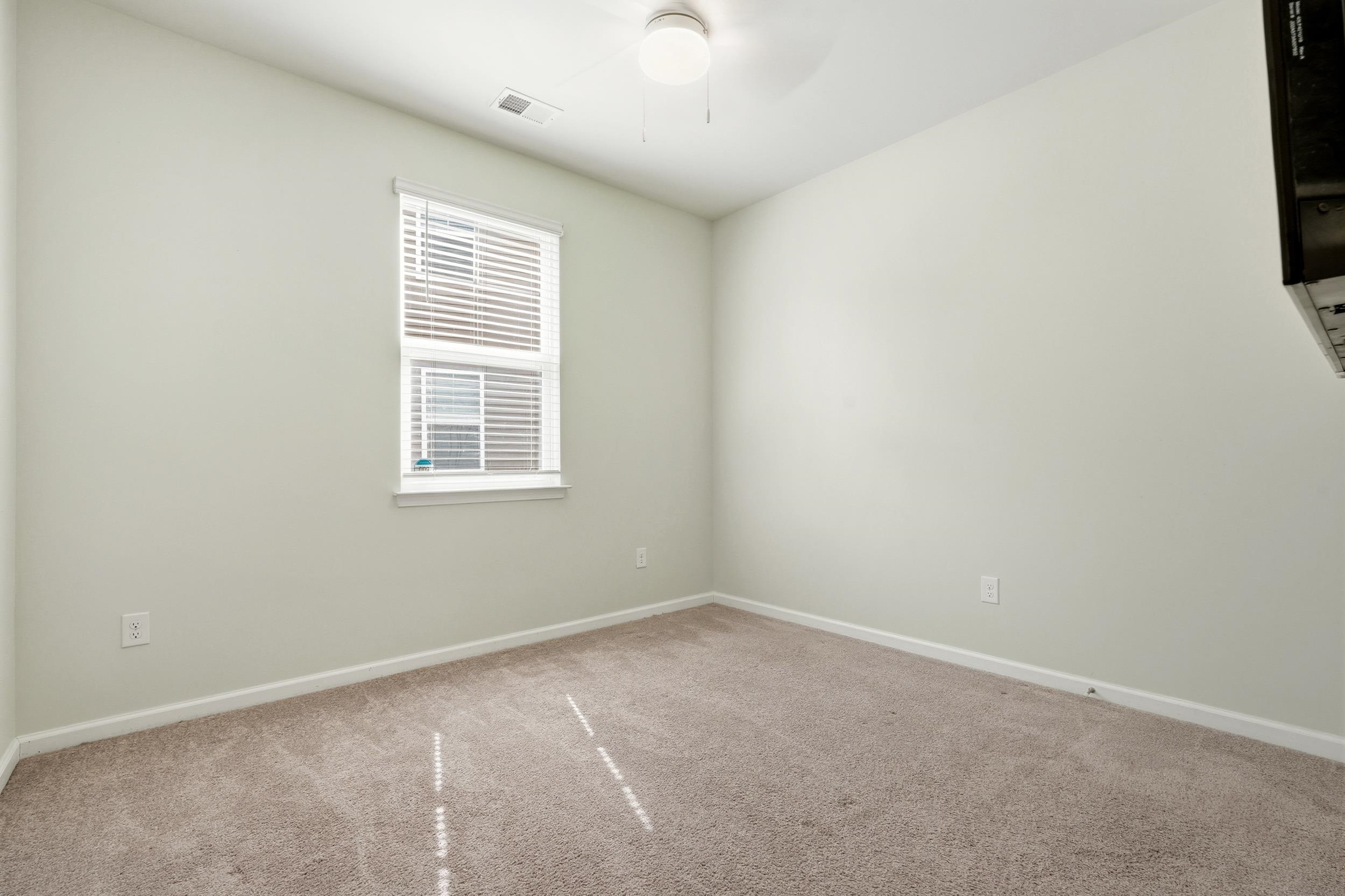2249 Spring Tree Dr. Property Photo 19