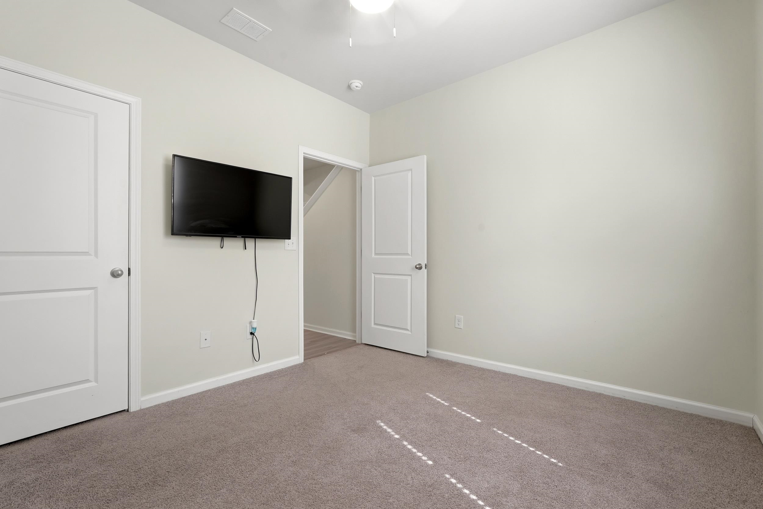 2249 Spring Tree Dr. Property Photo 20