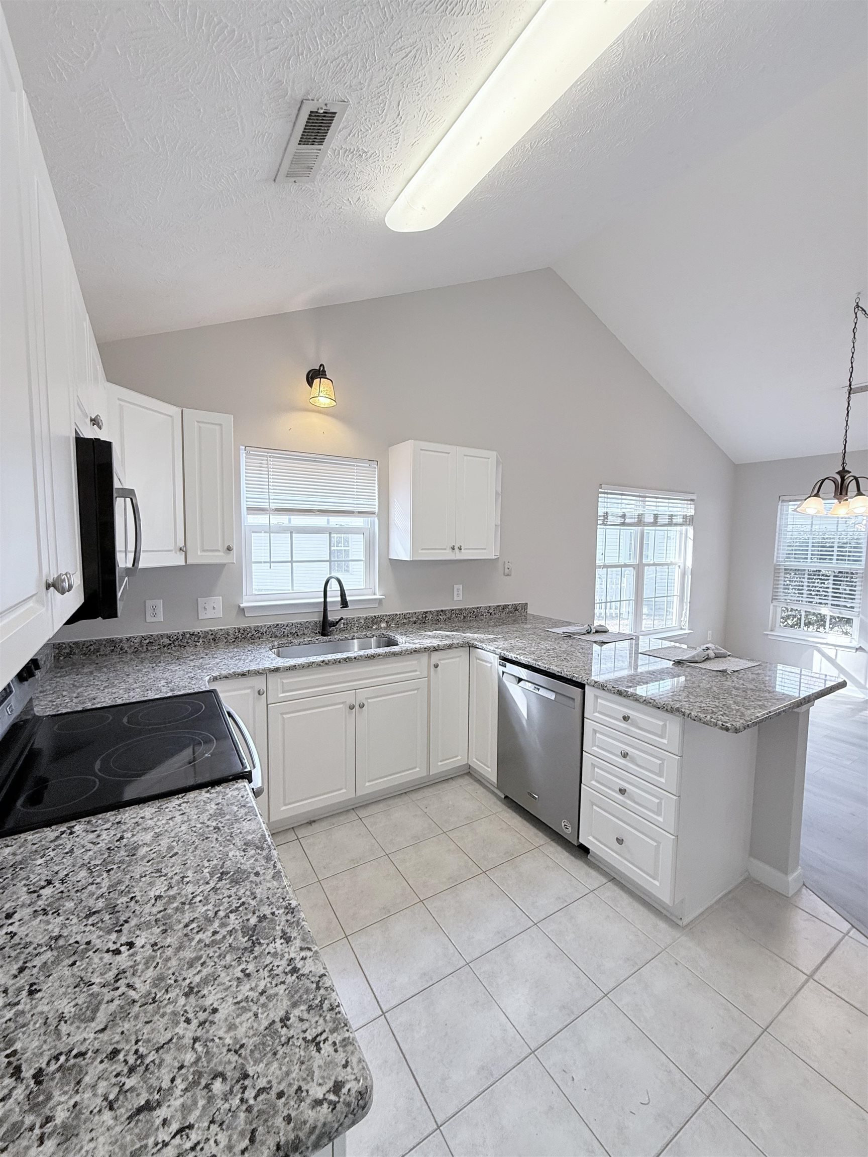 412 Callie Dr. Property Photo 13