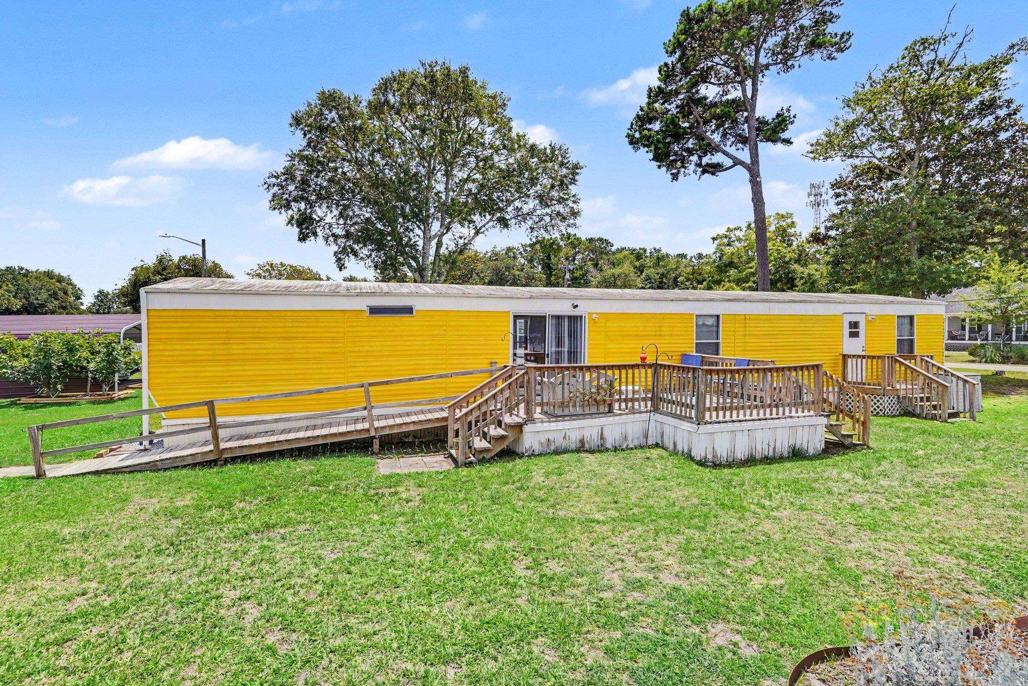5 Crooked Island Circle Property Photo 2