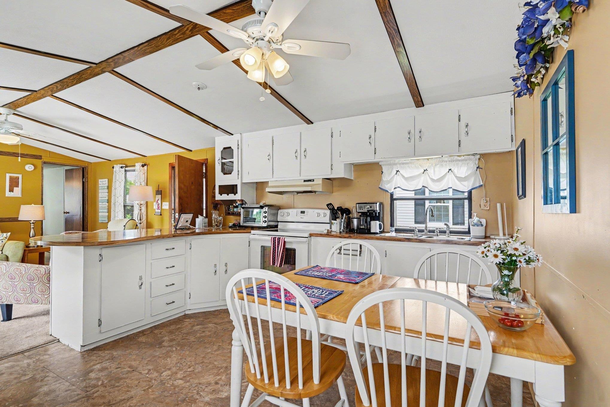 5 Crooked Island Circle Property Photo 6