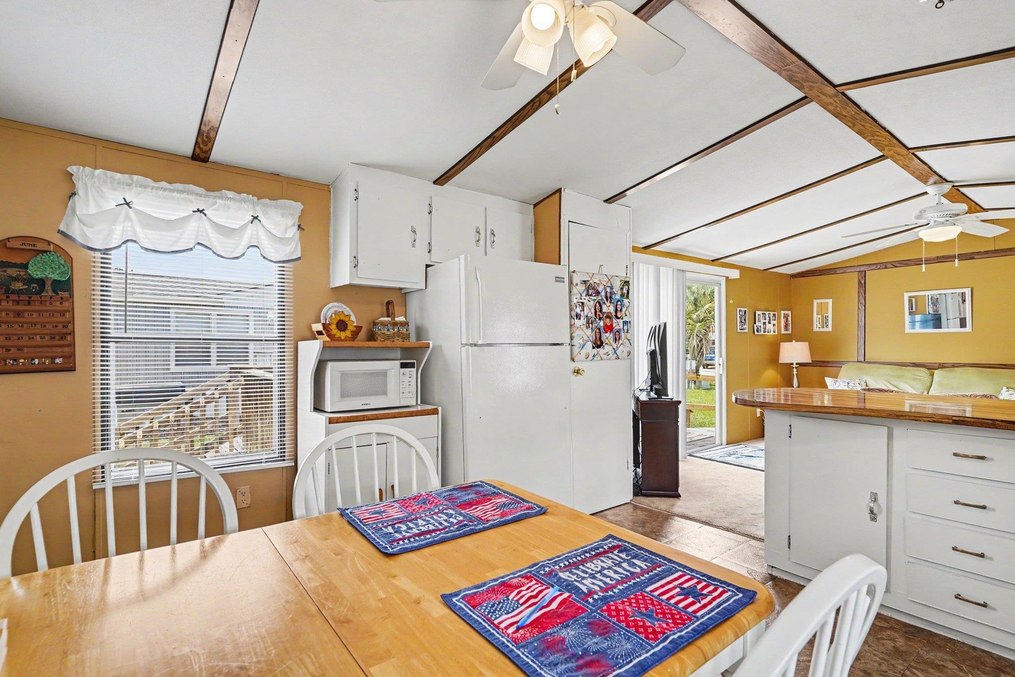 5 Crooked Island Circle Property Photo 7