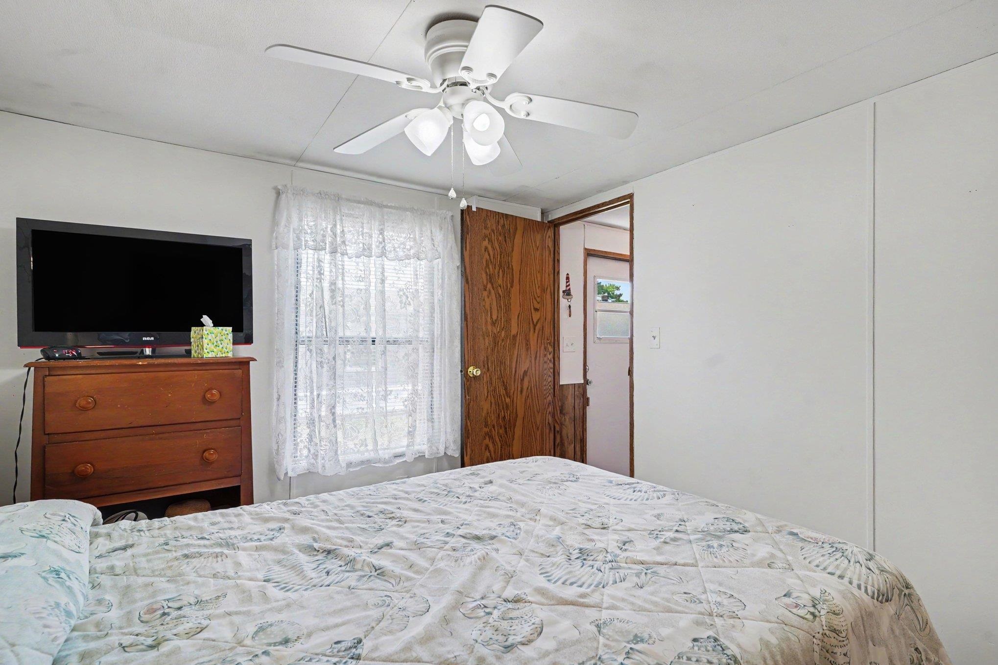 5 Crooked Island Circle Property Photo 13