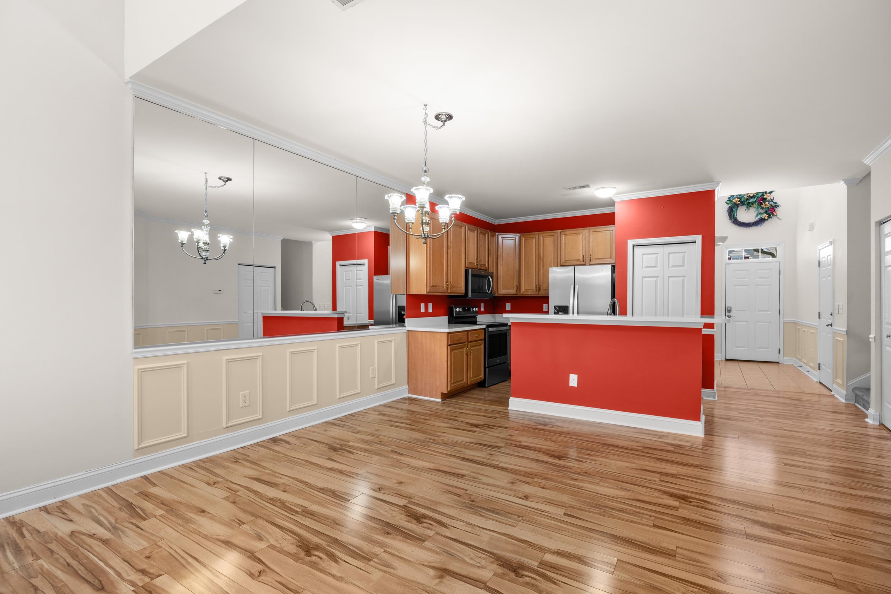 714 Botany Loop Property Photo 9