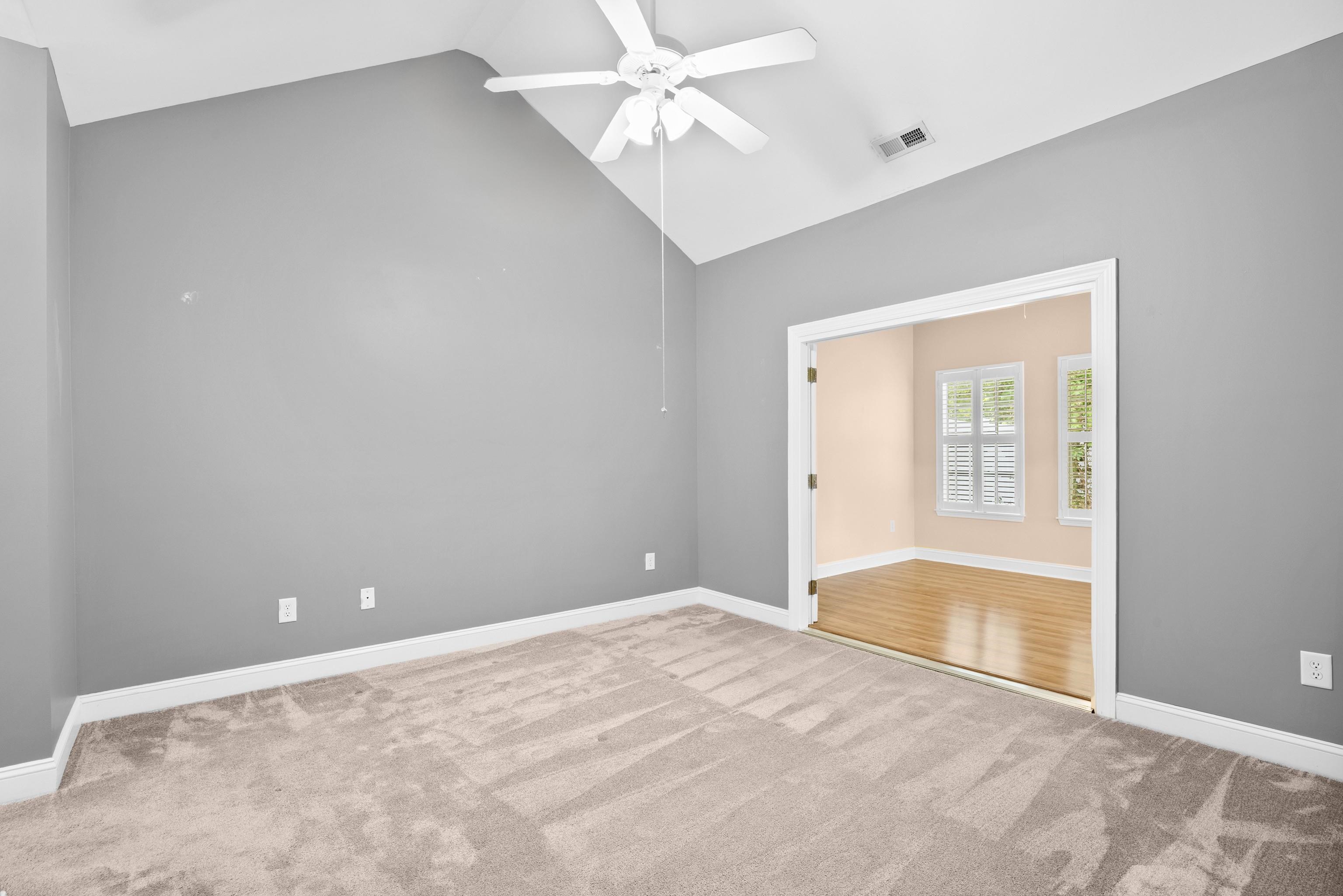714 Botany Loop Property Photo 14