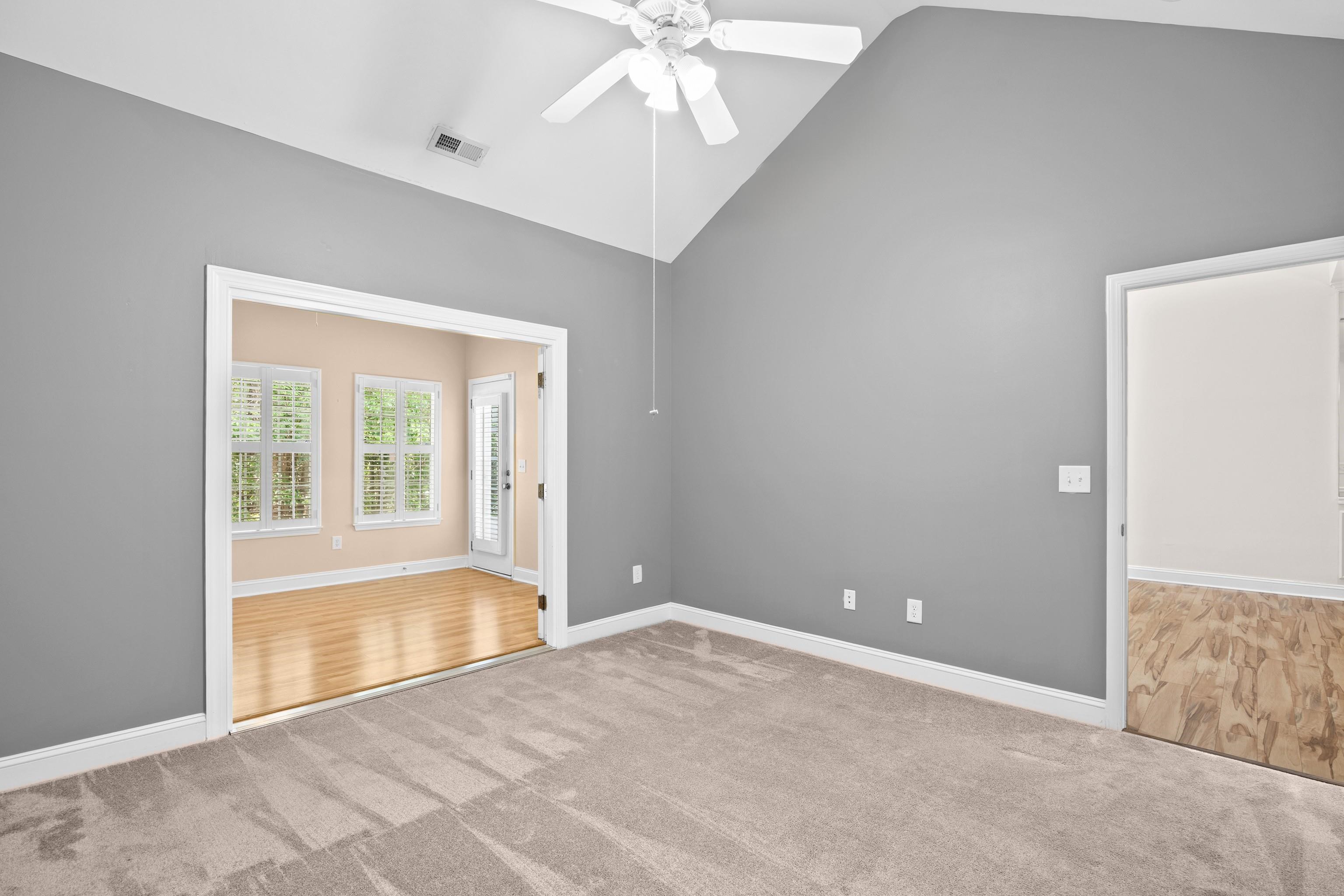714 Botany Loop Property Photo 15