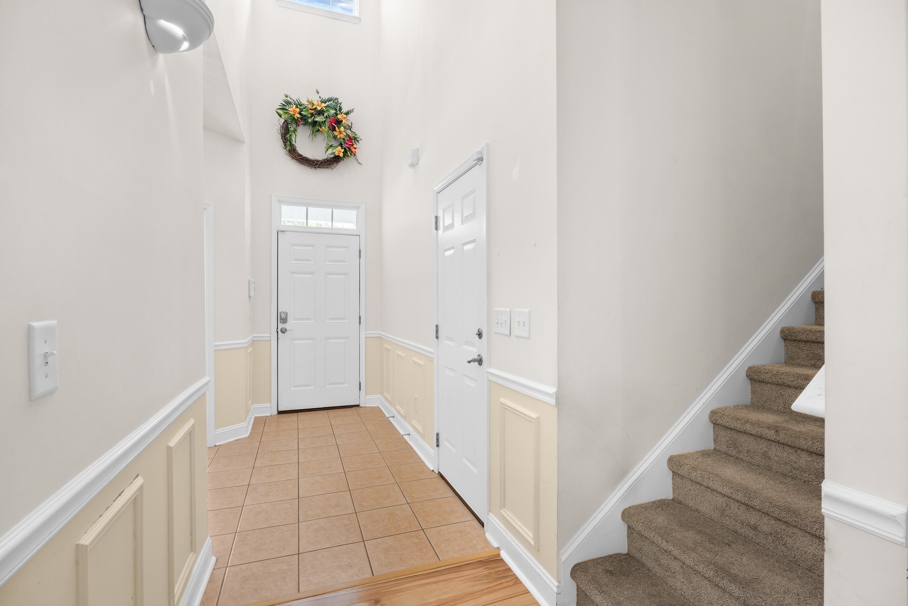 714 Botany Loop Property Photo 28