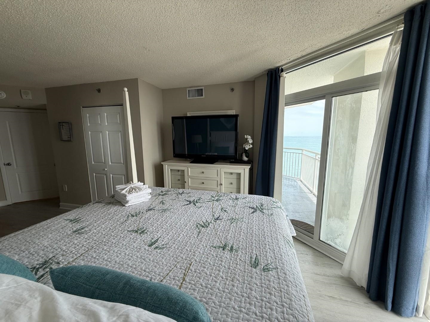 2504 N Ocean Blvd. Property Photo 5