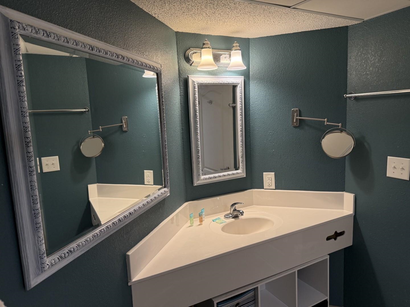 2504 N Ocean Blvd. Property Photo 16