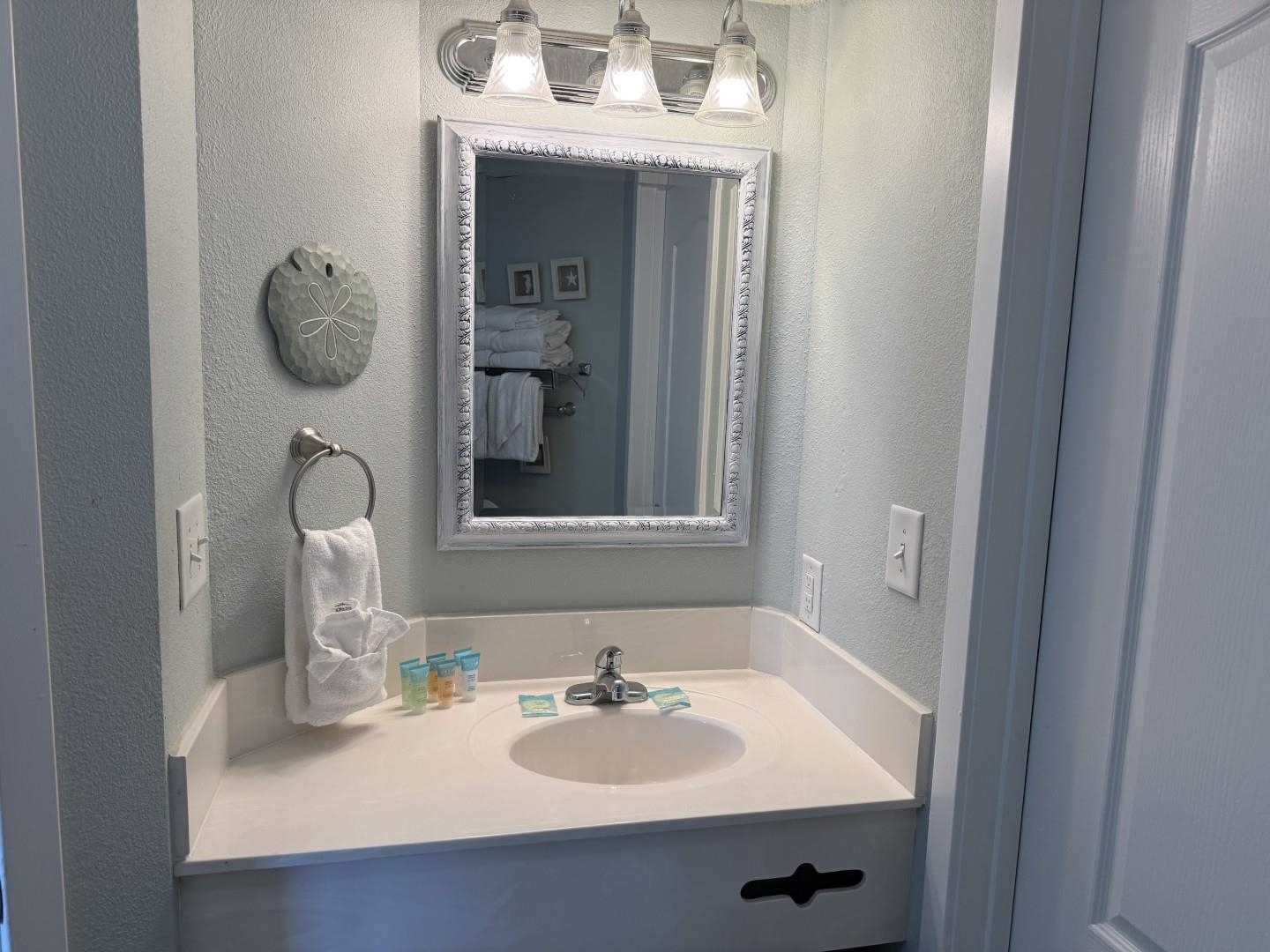 2504 N Ocean Blvd. Property Photo 27