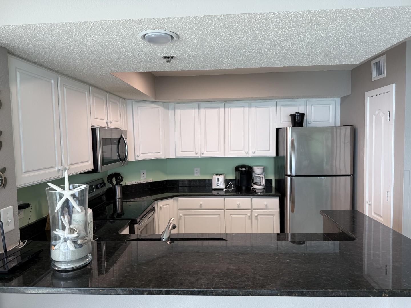 2504 N Ocean Blvd. Property Photo 36