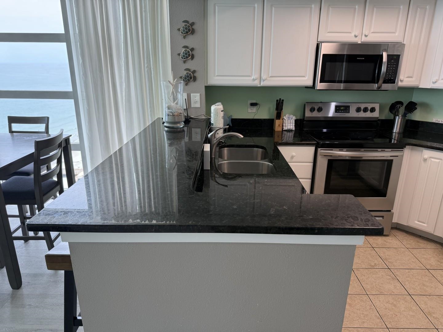 2504 N Ocean Blvd. Property Photo 37