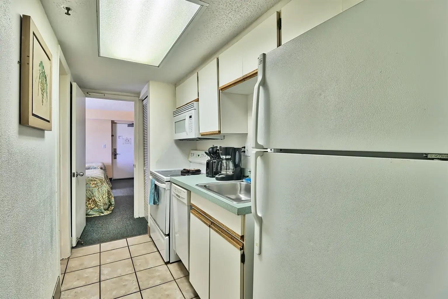 2106 N Ocean Blvd. N Property Photo 5