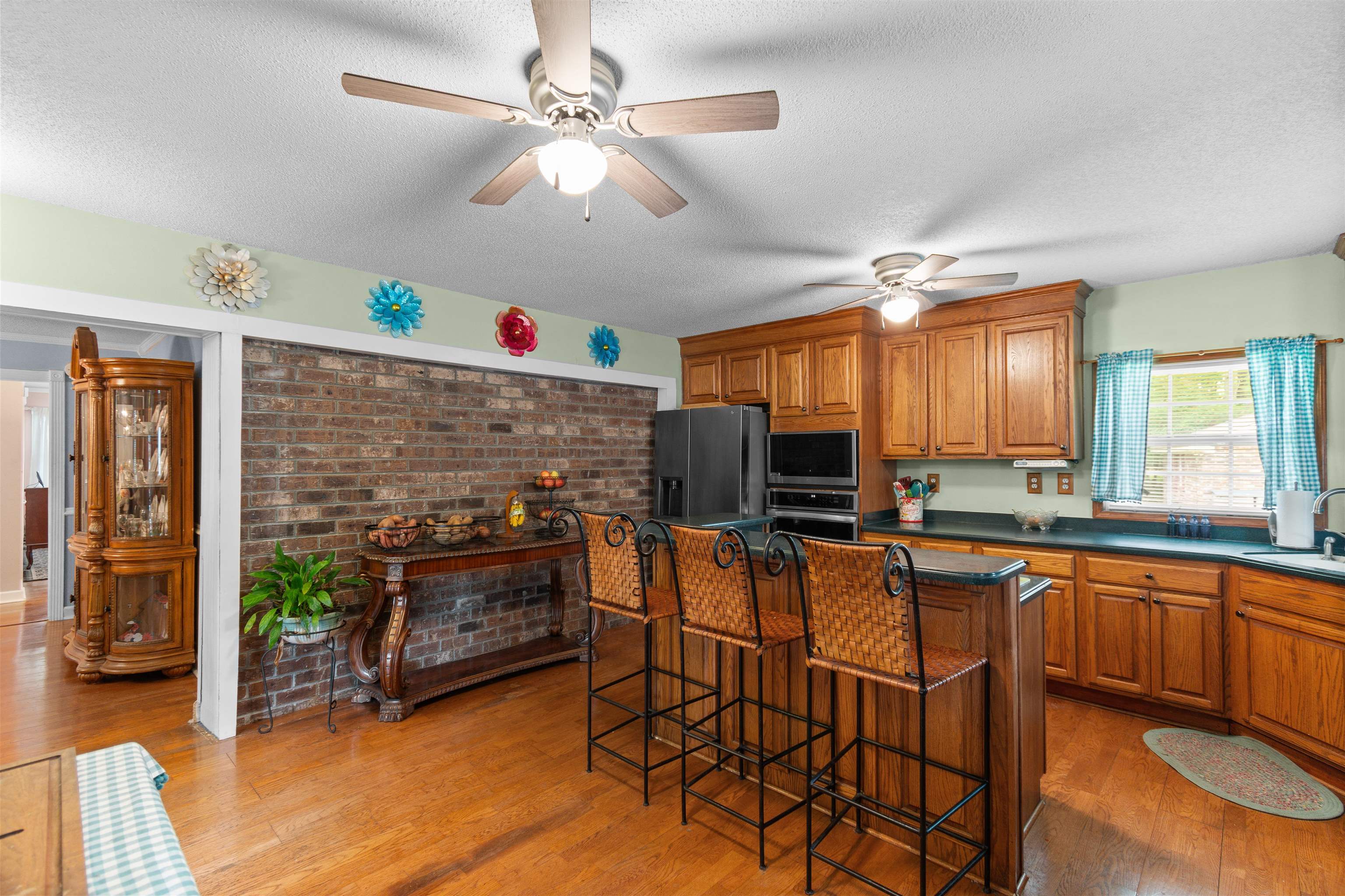 128 Fiddlers Loop Property Photo 5