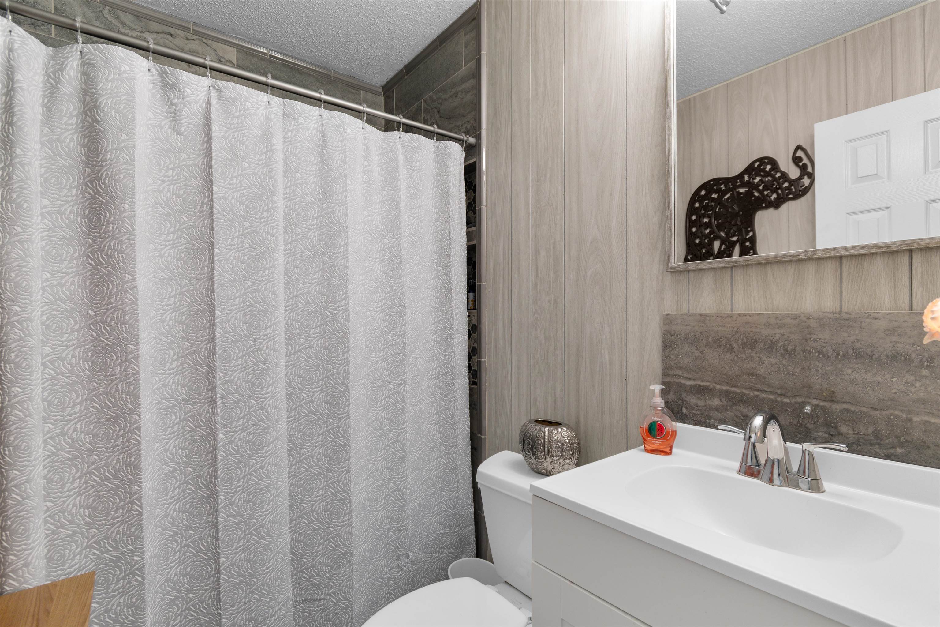 128 Fiddlers Loop Property Photo 21