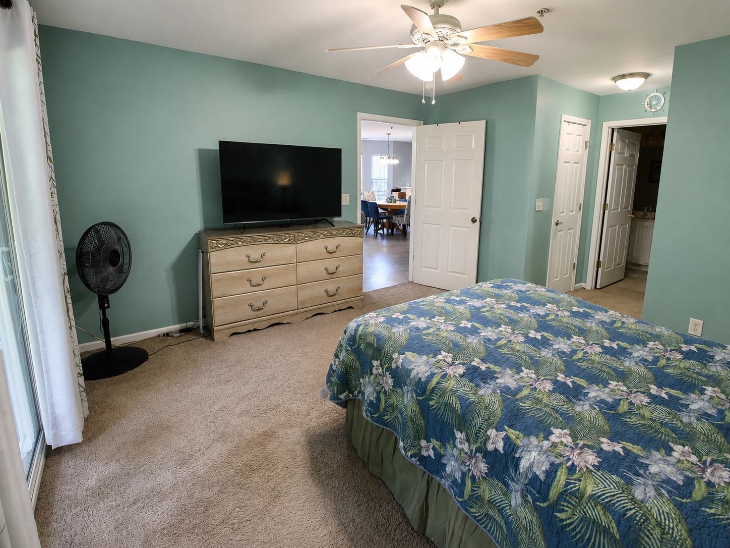 4842 Meadowsweet Dr. Property Photo 16