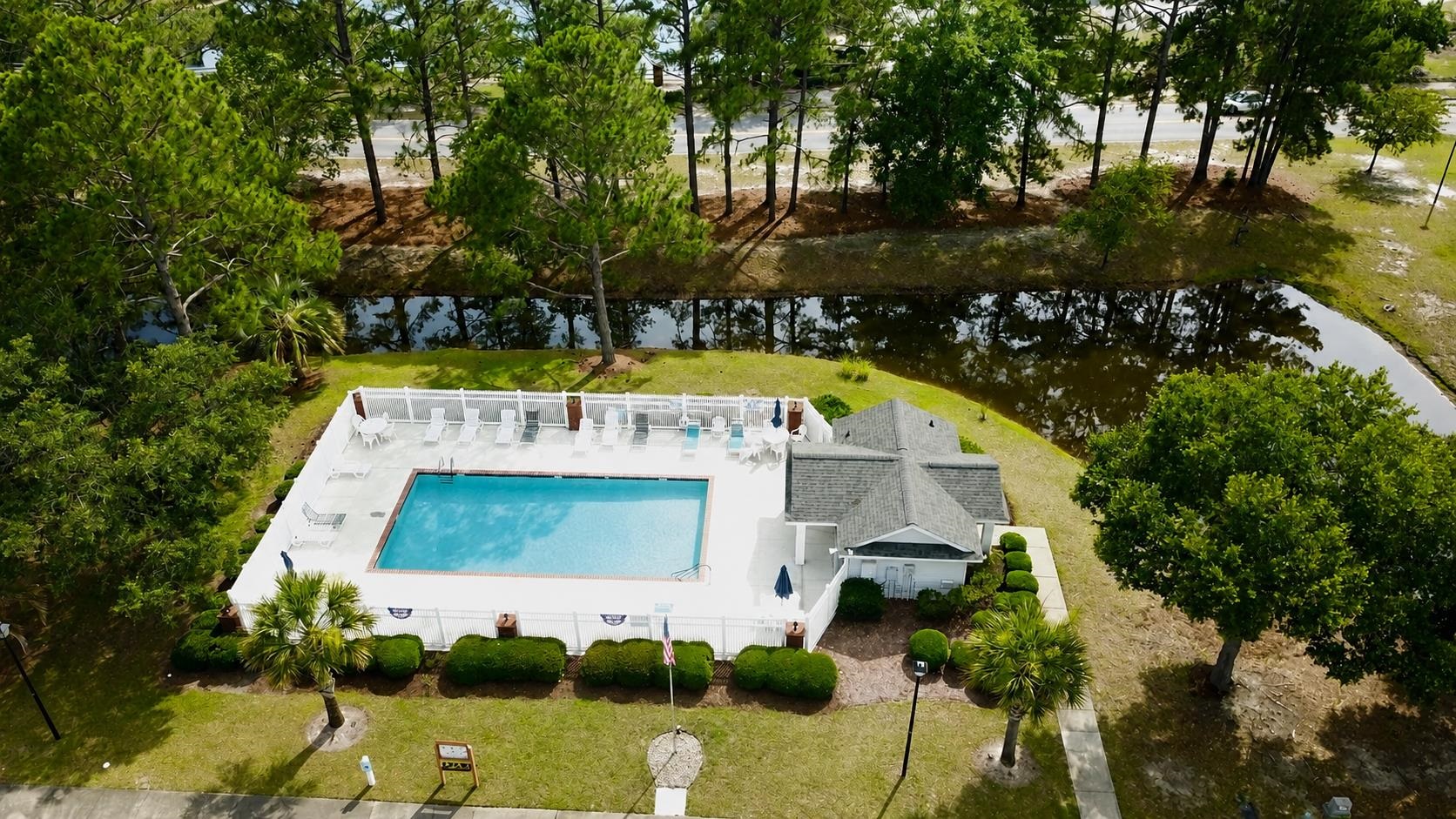 4842 Meadowsweet Dr. Property Photo 32