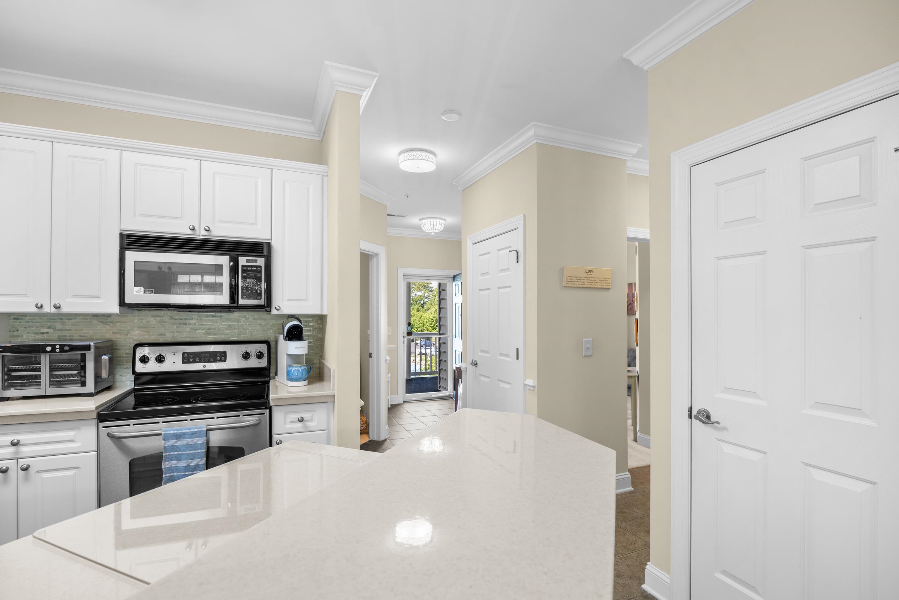 703 Shearwater Ct. Property Photo 4