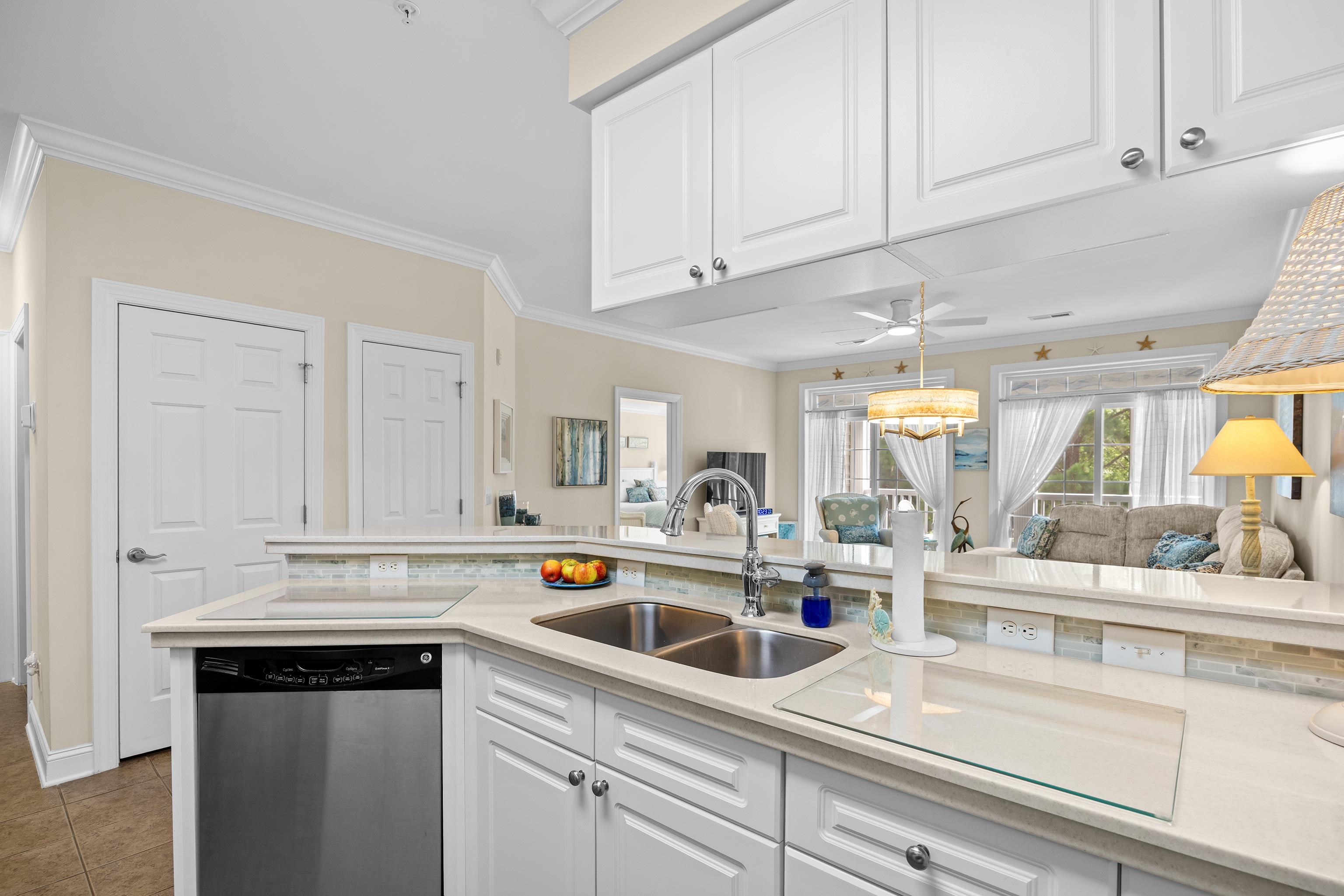703 Shearwater Ct. Property Photo 8