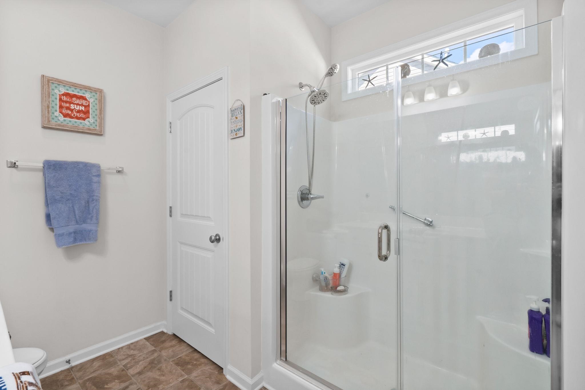 840 Windsor Rose Dr. Property Photo 38