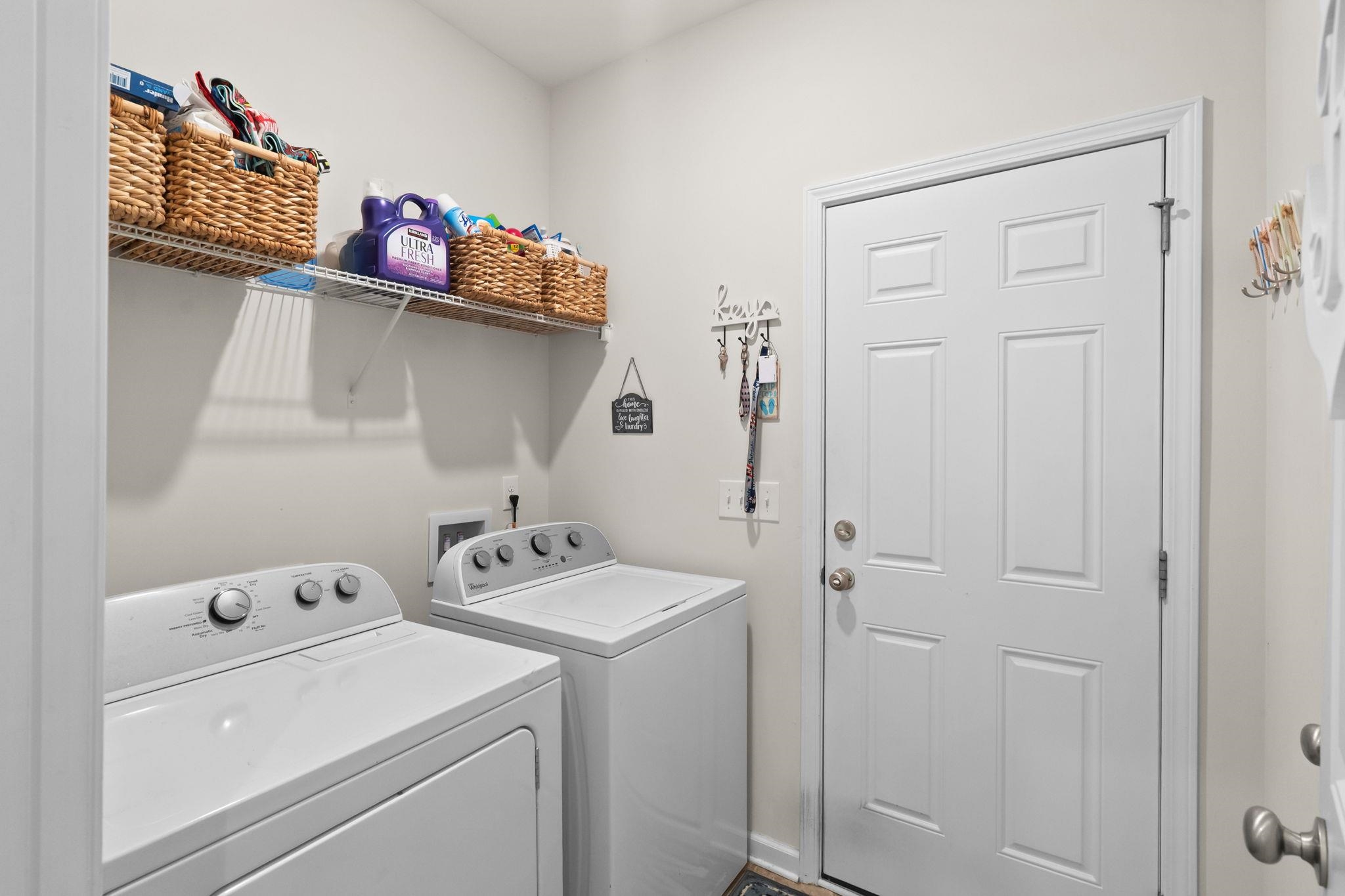 840 Windsor Rose Dr. Property Photo 47