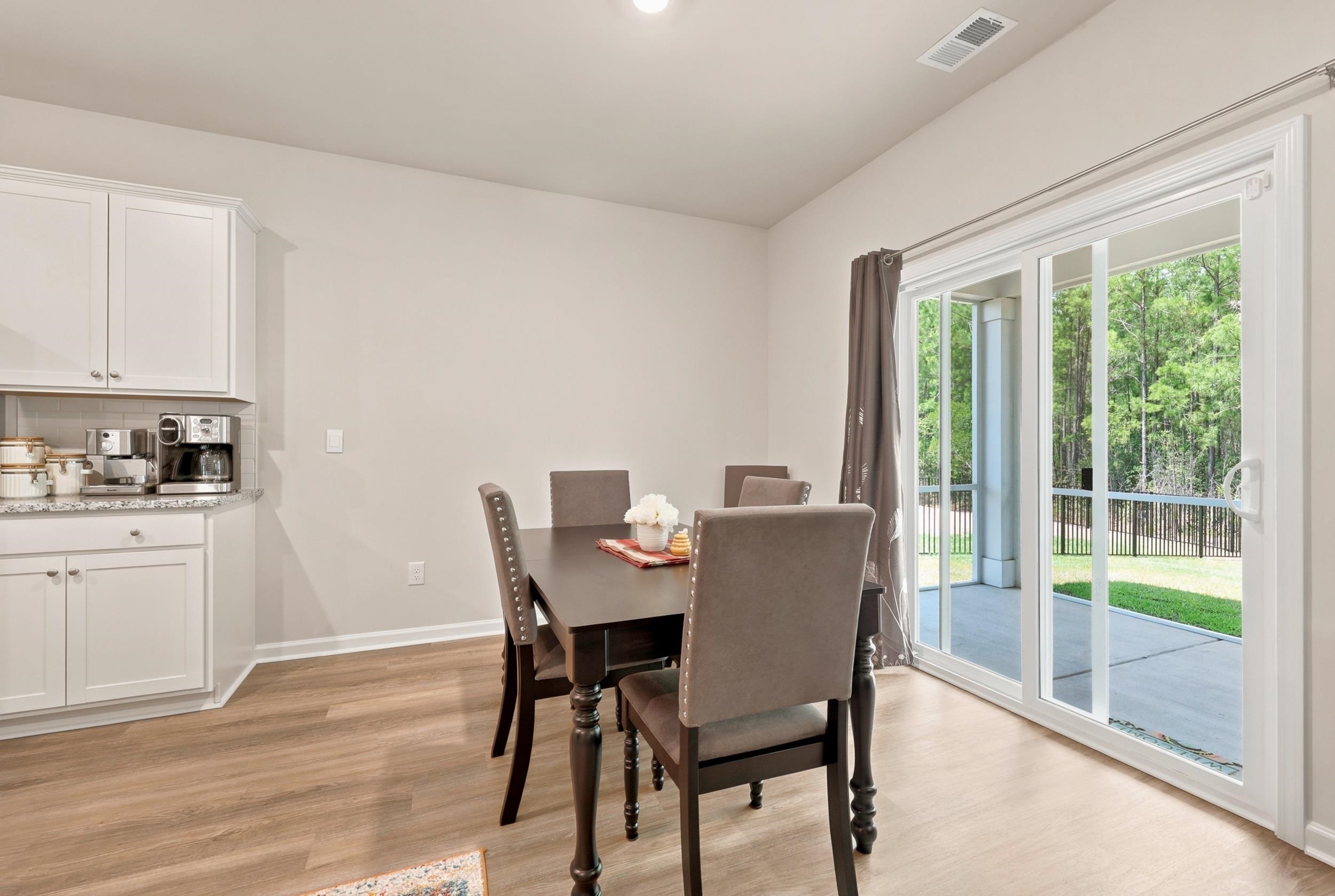 8093 Bear Claw Way Property Photo 16