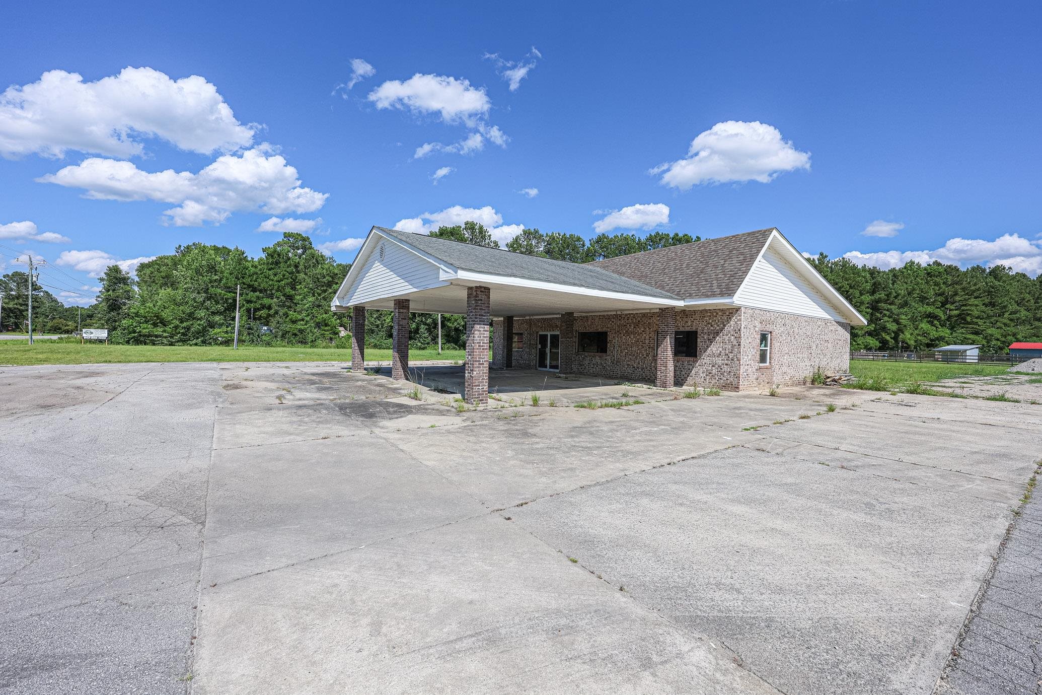 12132 Highway 905 Property Photo 3