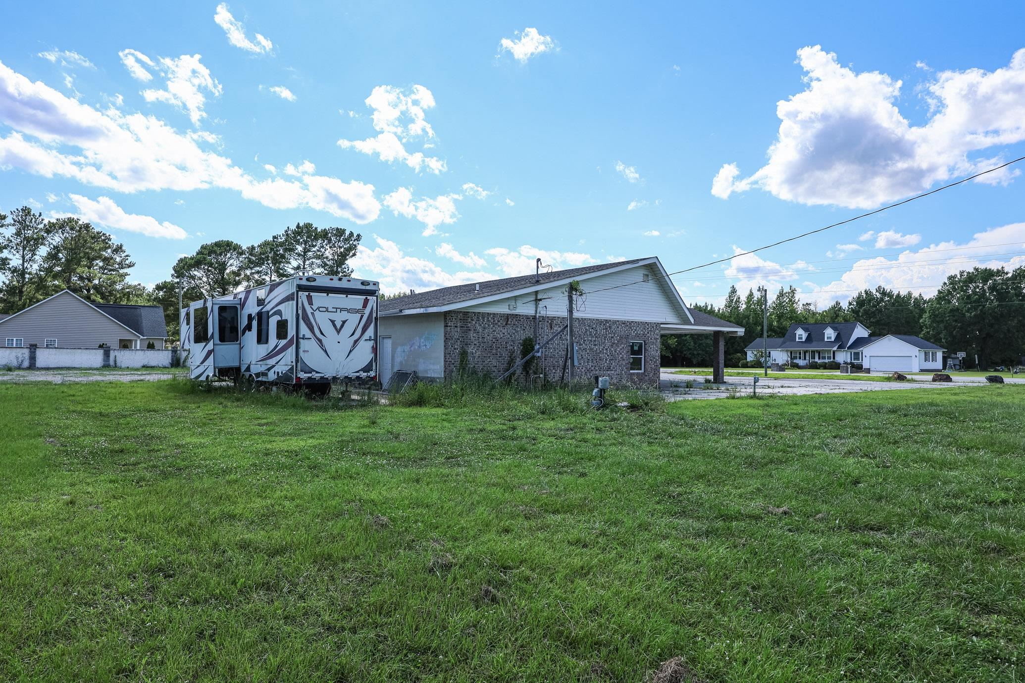 12132 Highway 905 Property Photo 16