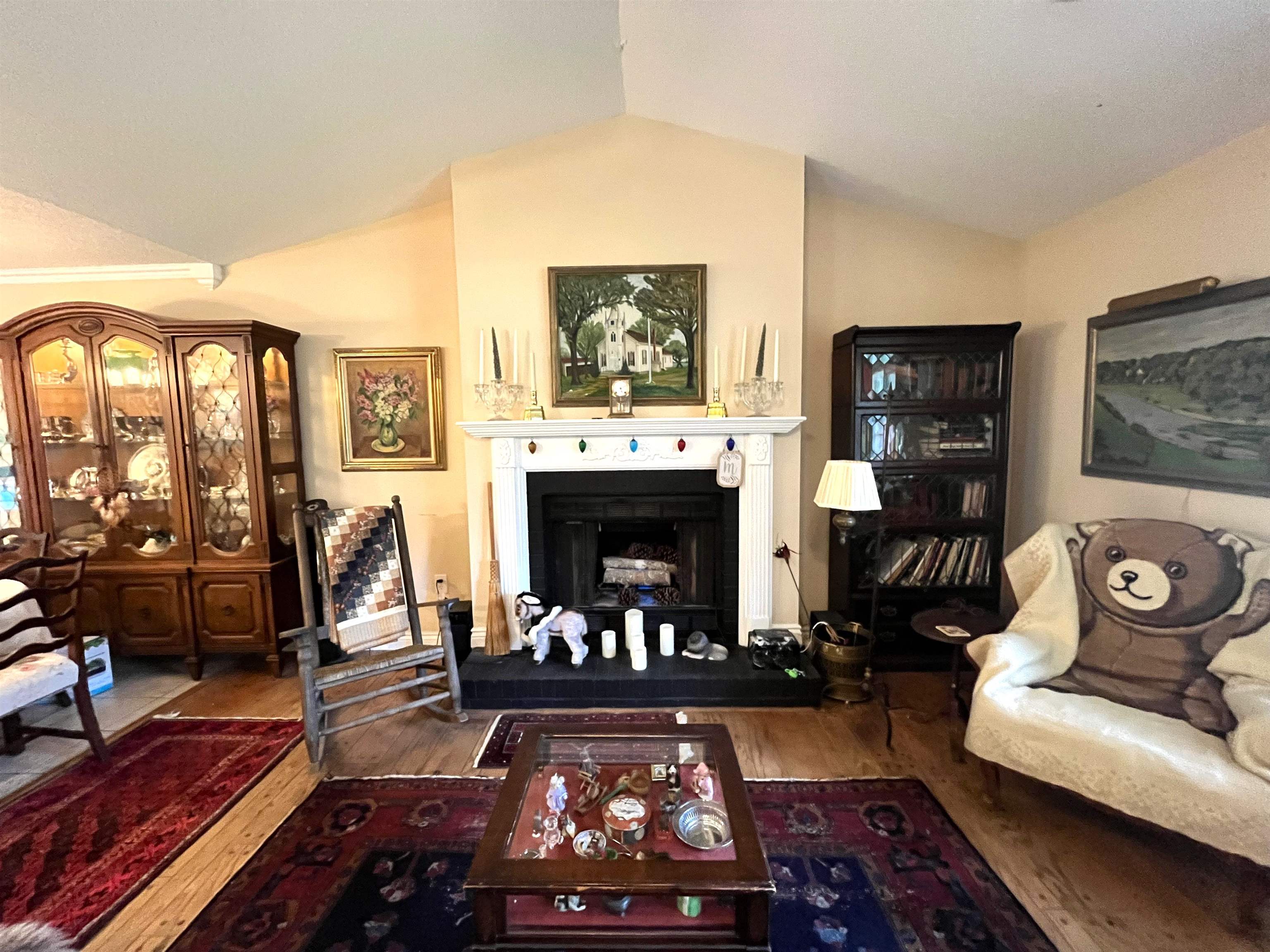 305 Troon Ln. Property Photo 13