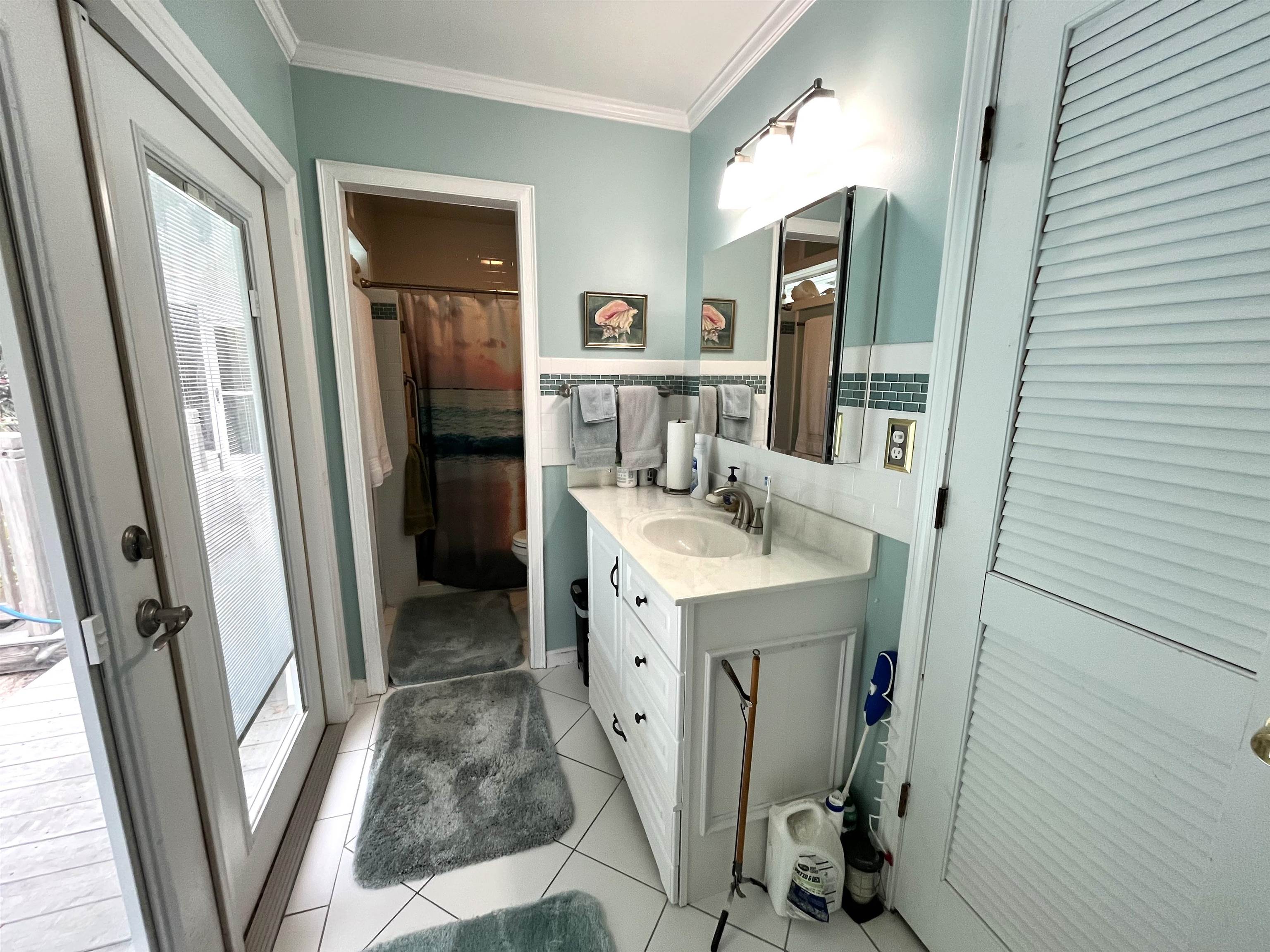 305 Troon Ln. Property Photo 19