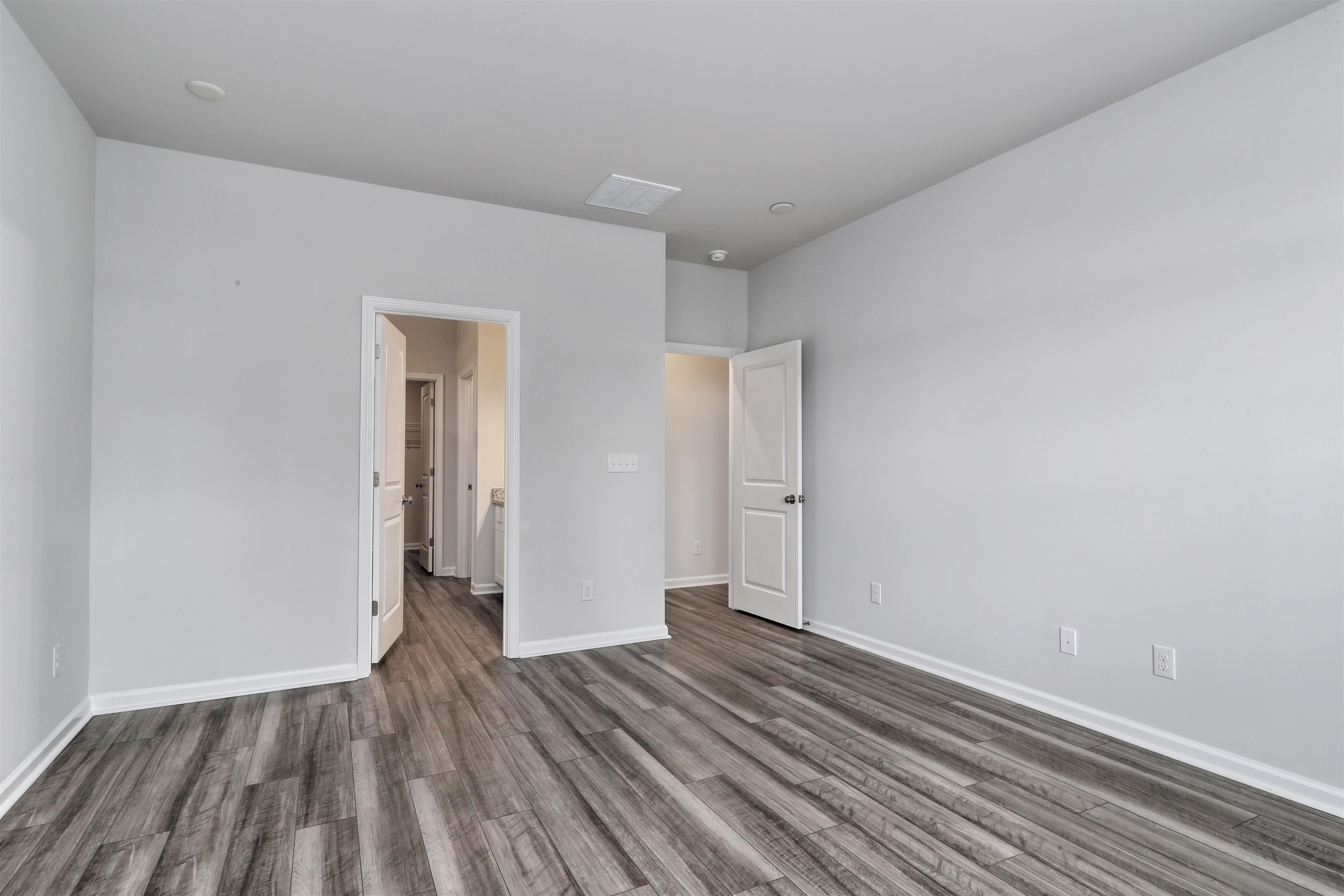 820 Wild Indigo Dr Property Photo 14