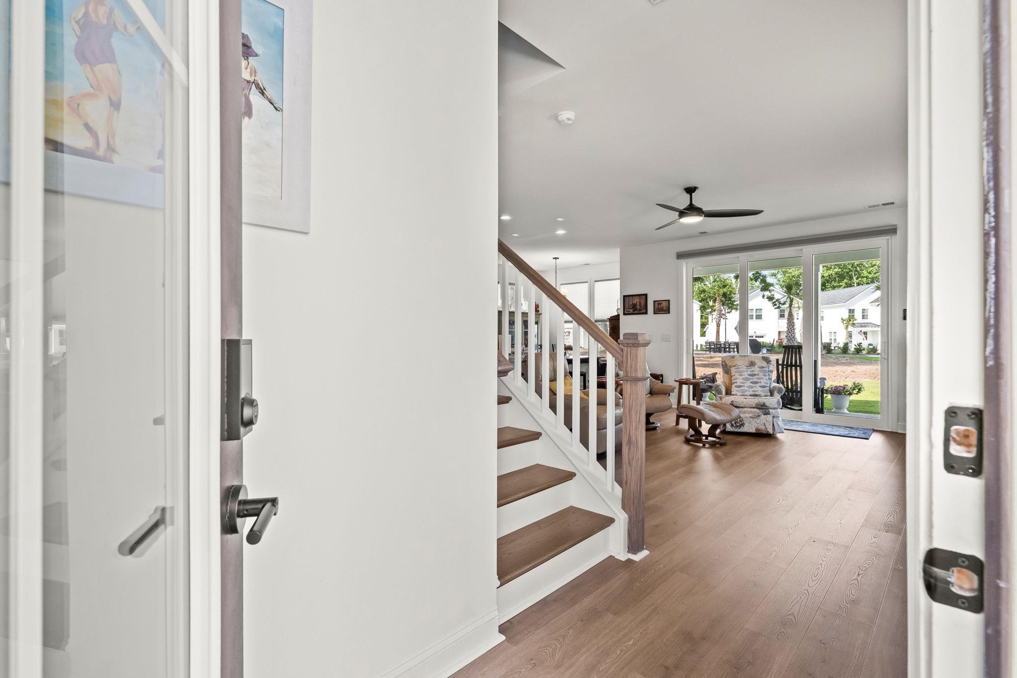 2527 Hillbourne Loop Property Photo 3