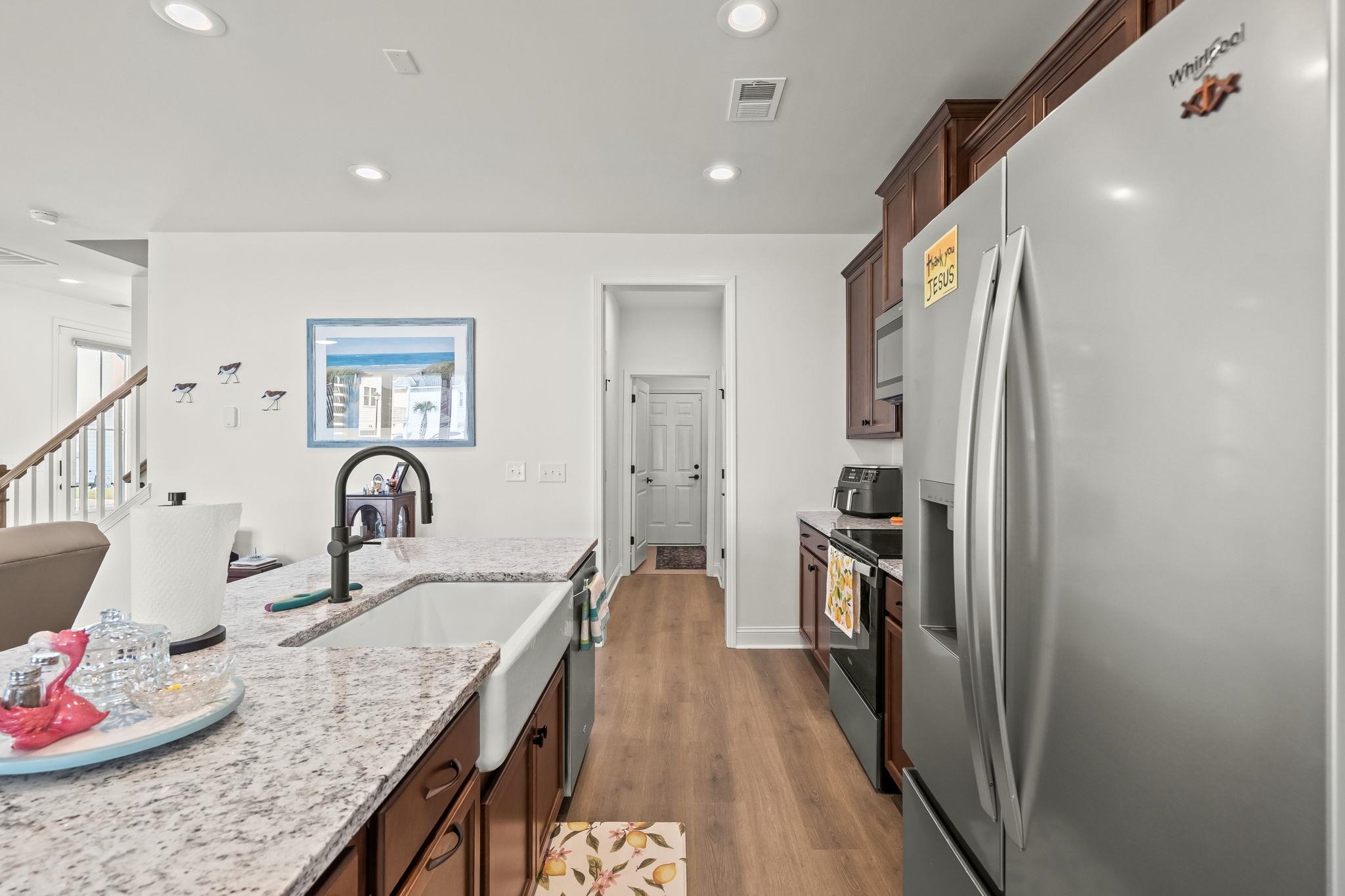 2527 Hillbourne Loop Property Photo 10