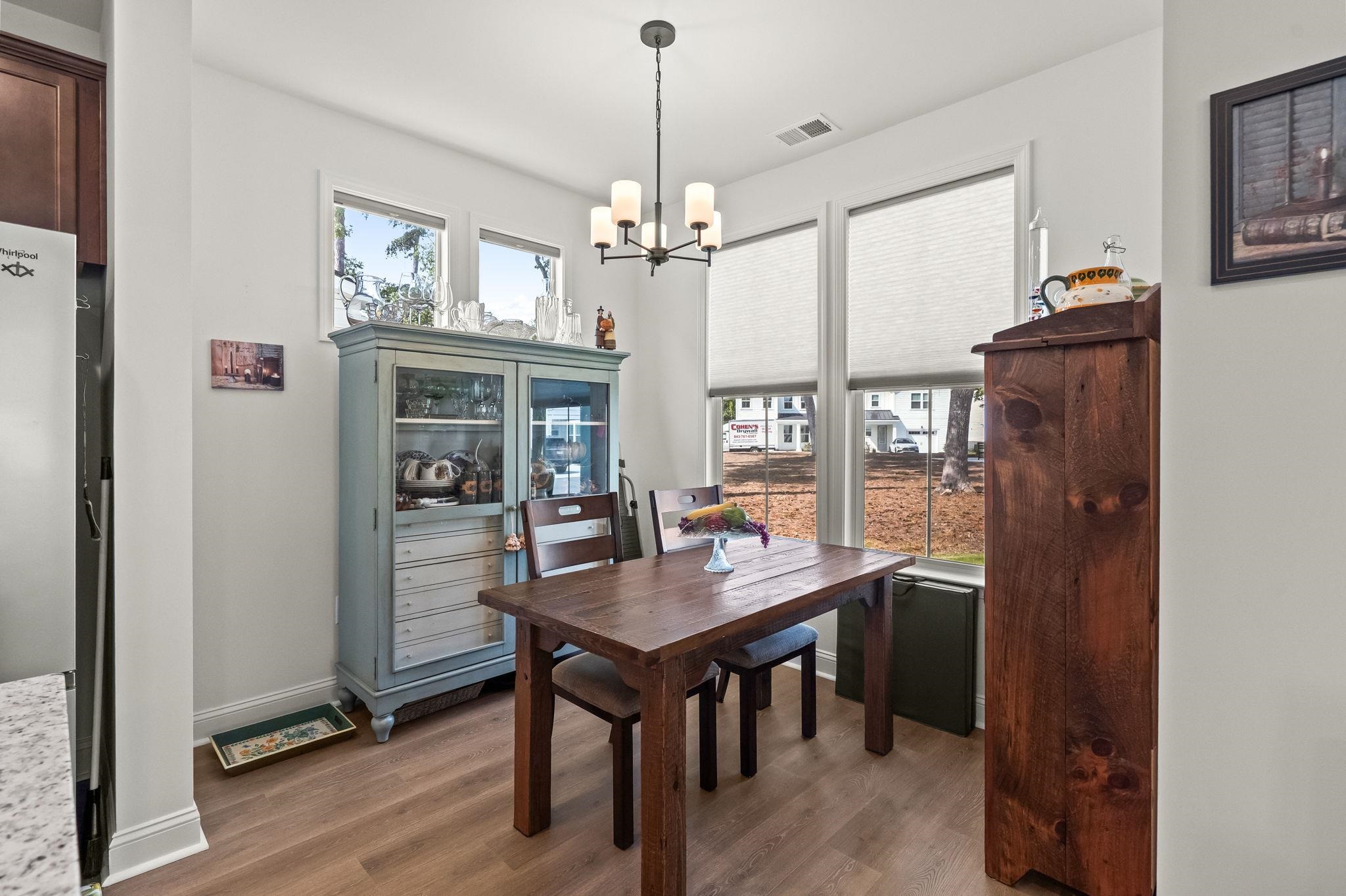 2527 Hillbourne Loop Property Photo 12