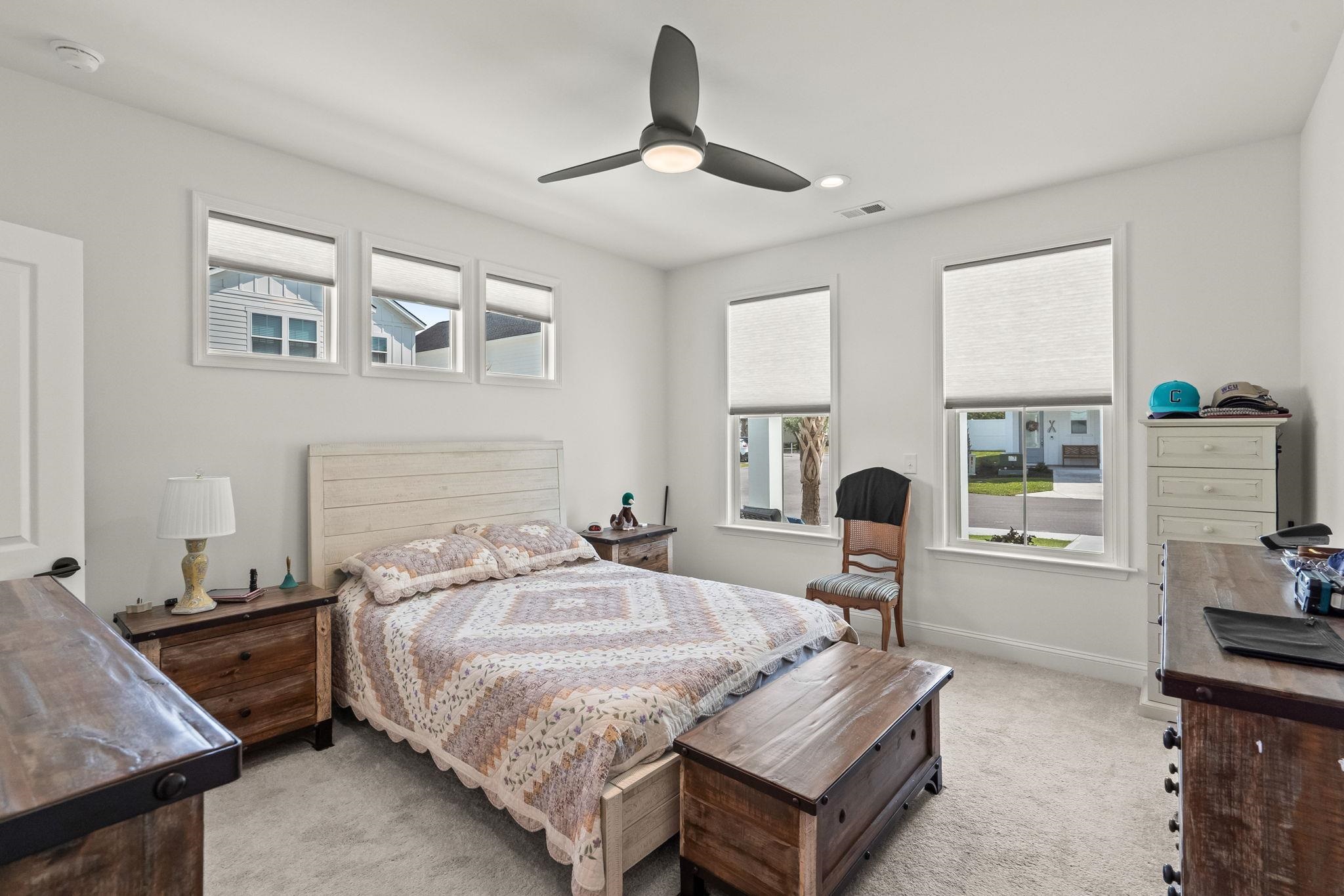 2527 Hillbourne Loop Property Photo 15