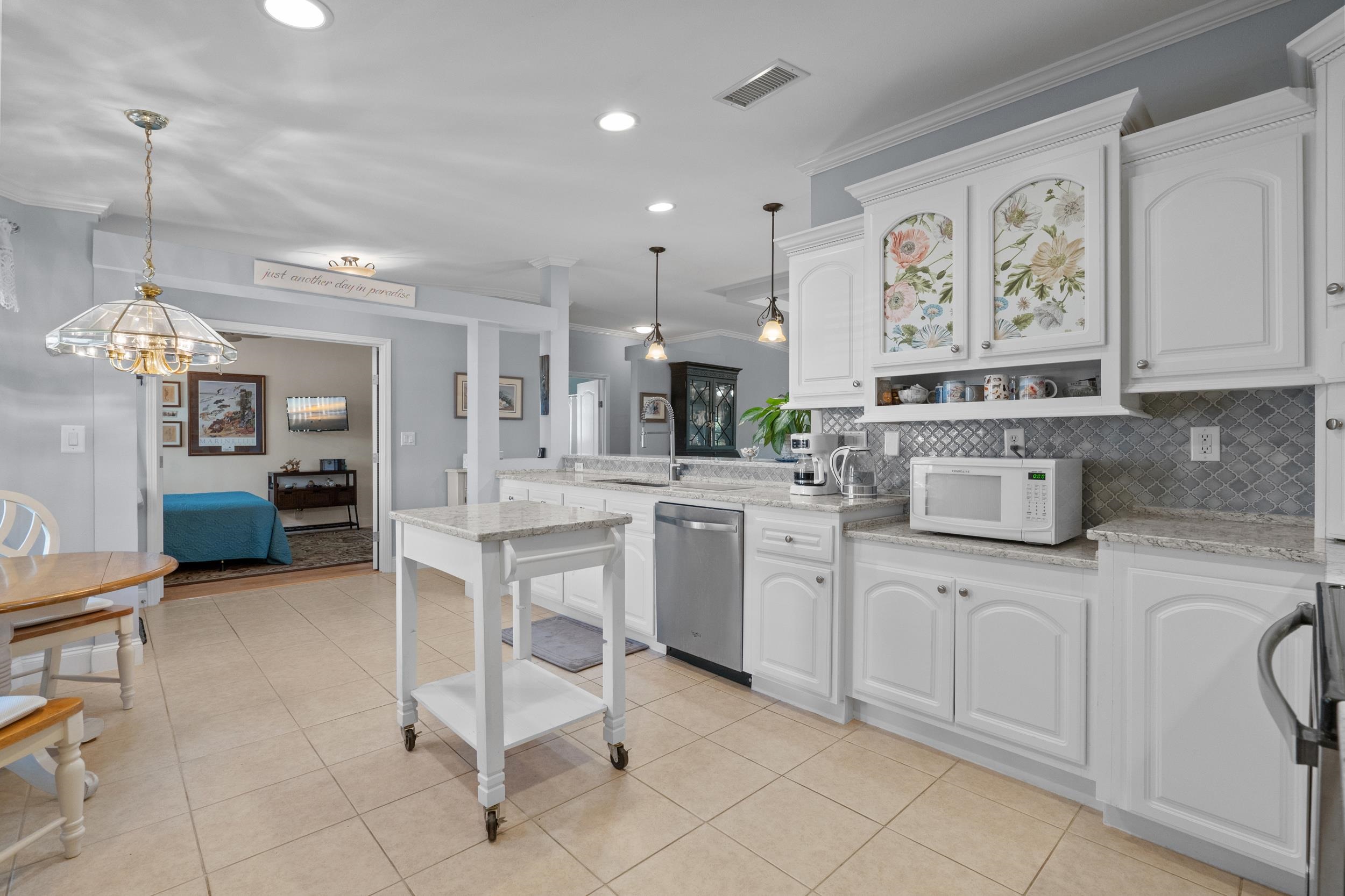 177 Wellspring Dr. Property Photo 11