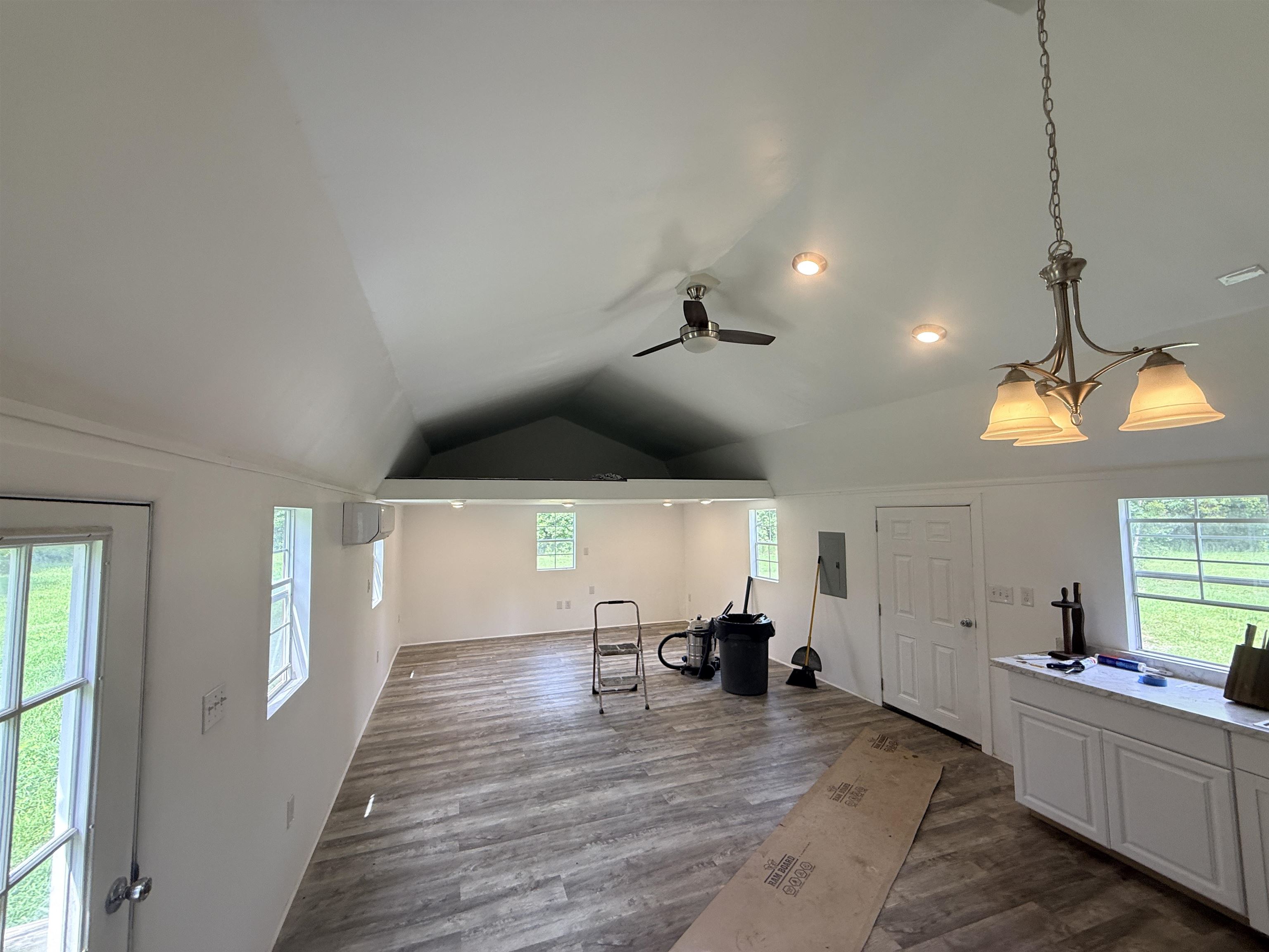 1991 Church Rd. Property Photo 5