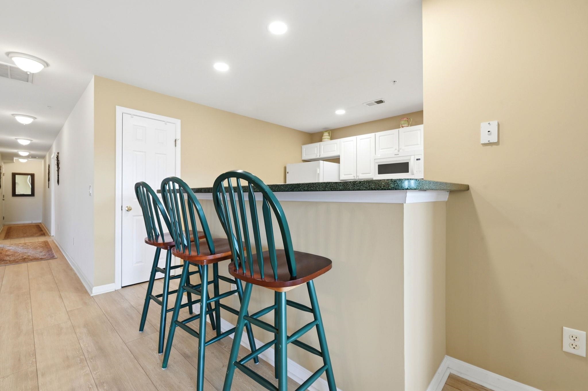 4366 Rivergate Ln. Property Photo 5