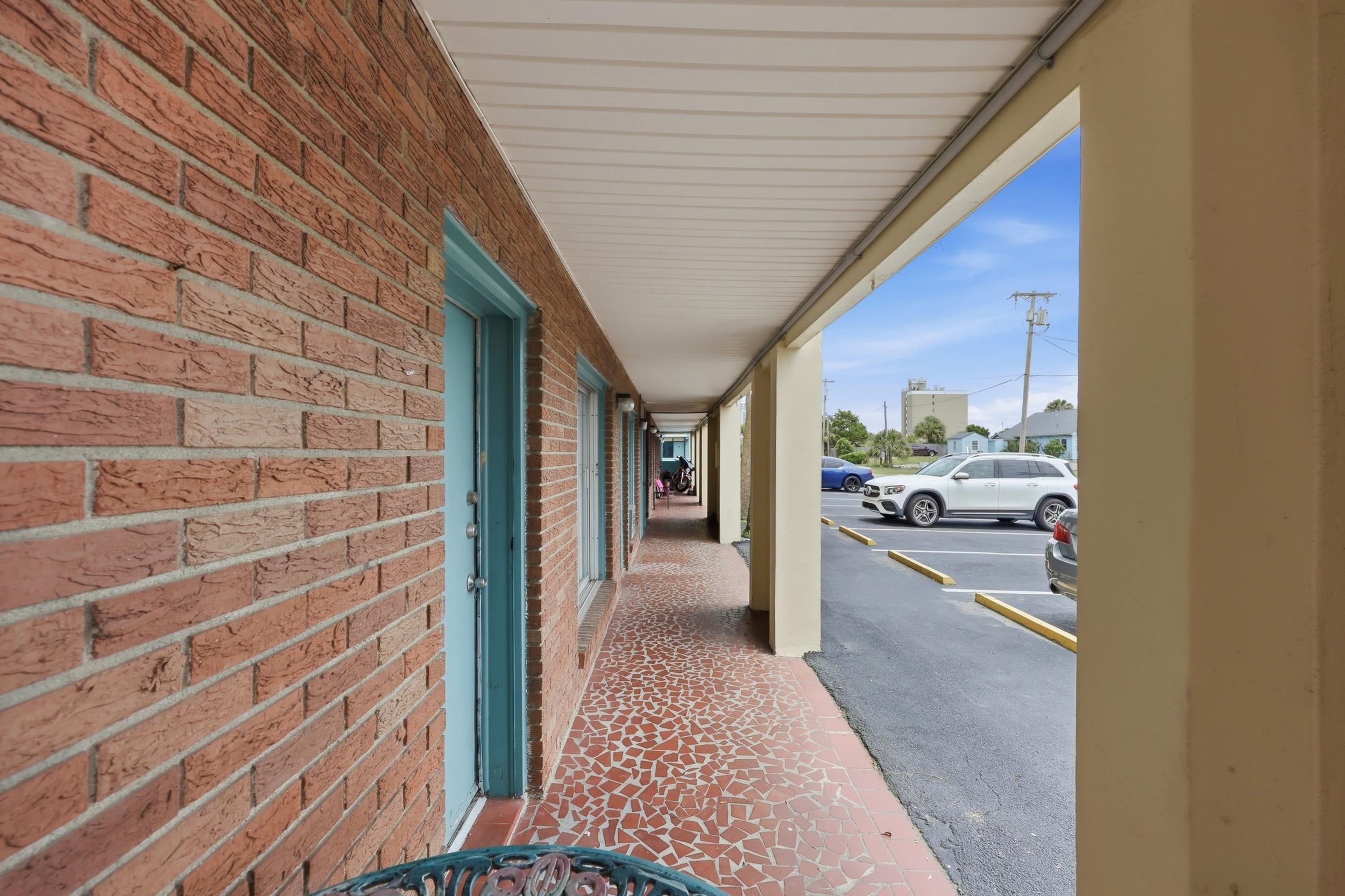 101 Flagg St. Property Photo 11