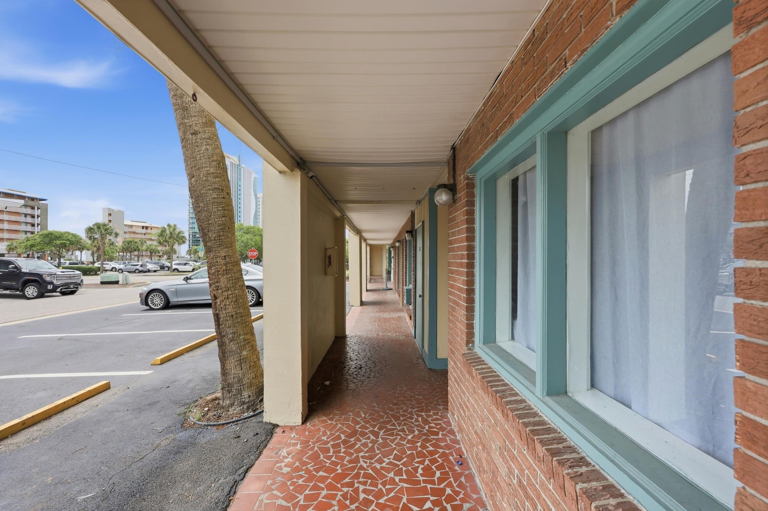 101 Flagg St. Property Photo 12