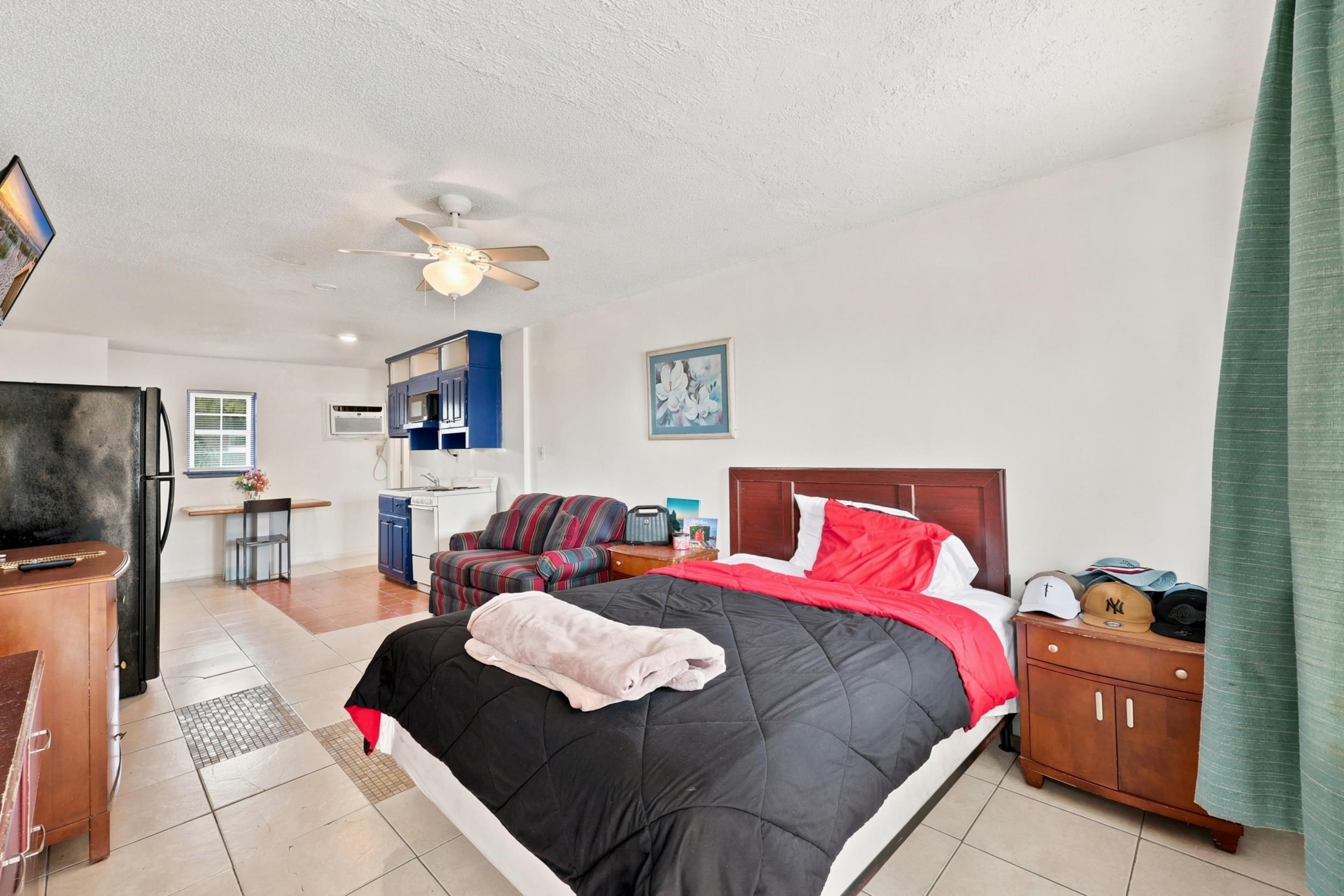 101 Flagg St. Property Photo 32